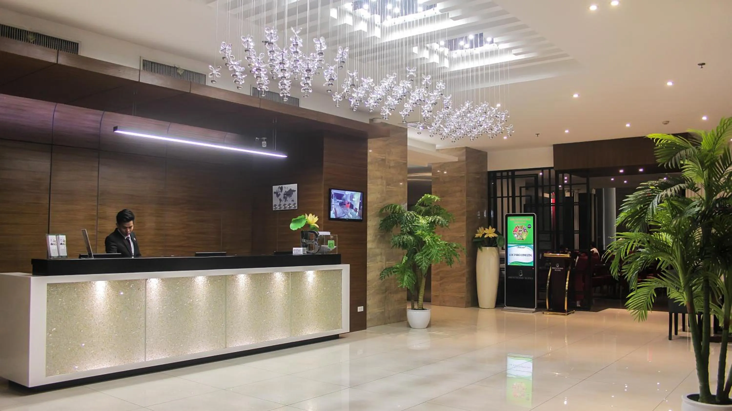 Lobby or reception in Brentwood Suites