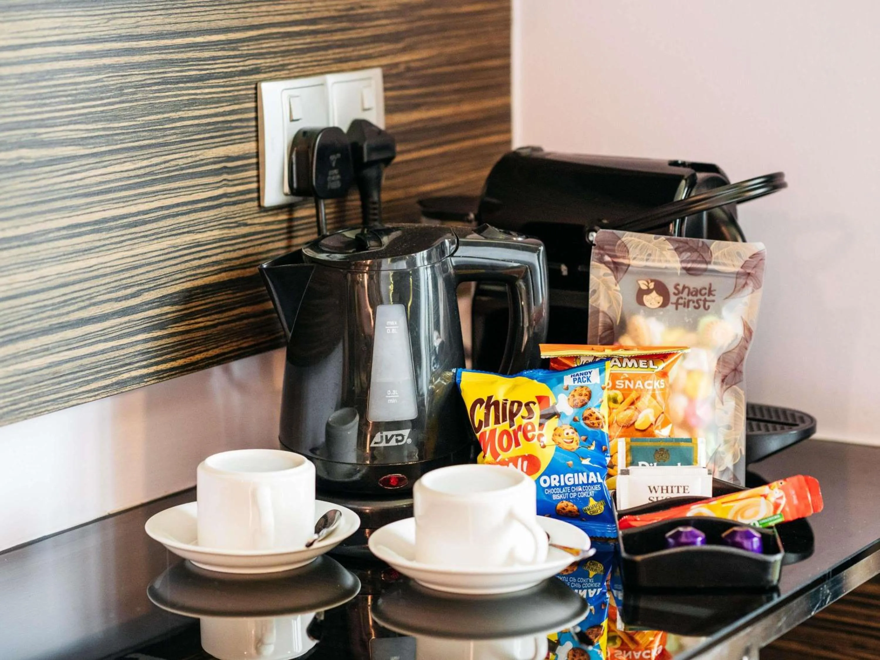 Bedroom in Mercure Singapore Tyrwhitt