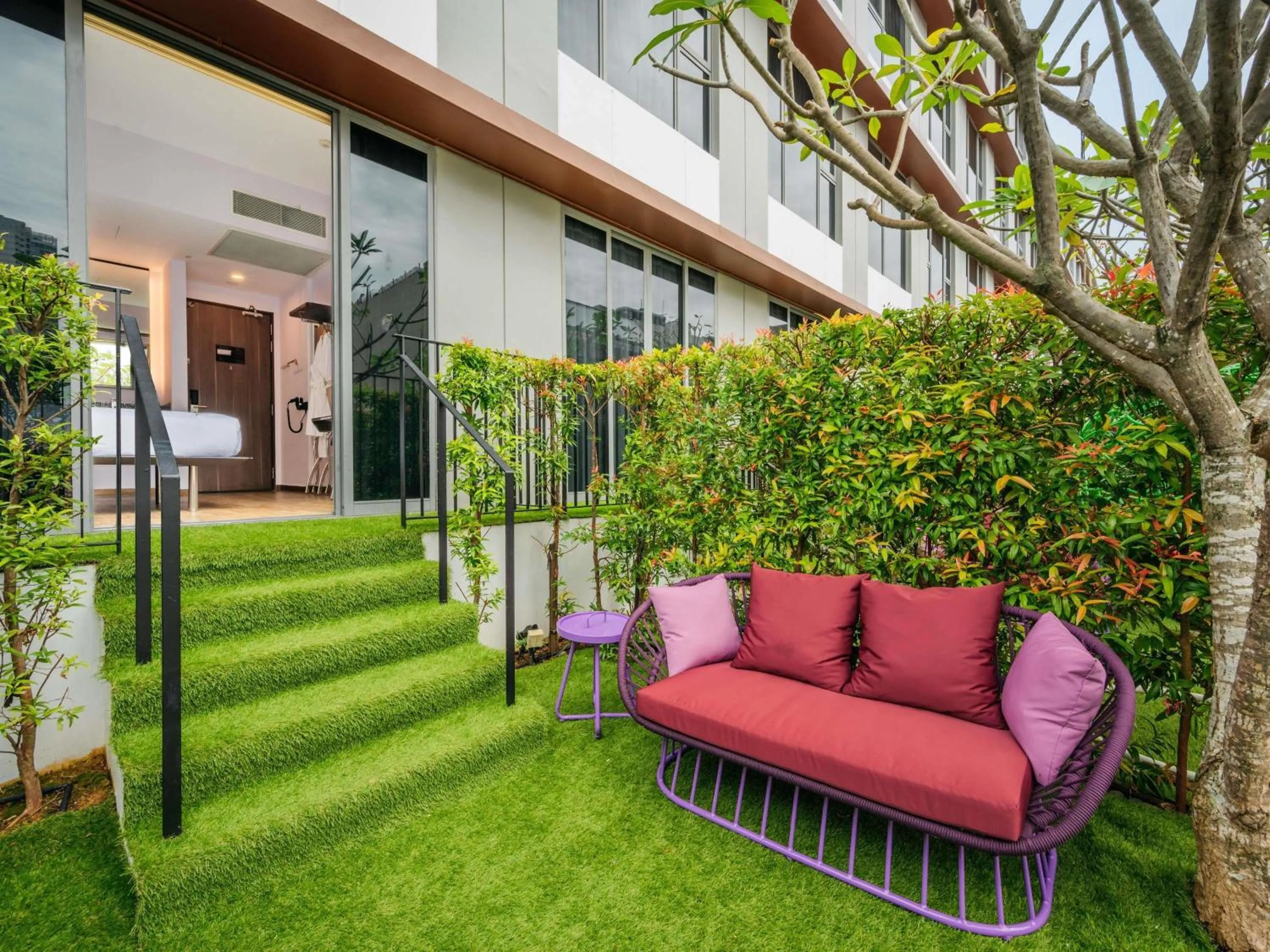Bedroom in Mercure Singapore Tyrwhitt