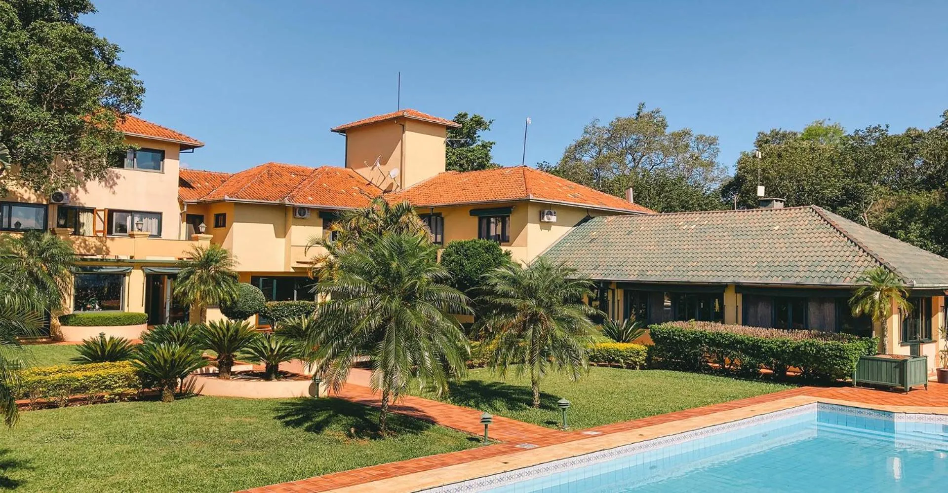 Property building in Hotel Visconte D'Italia