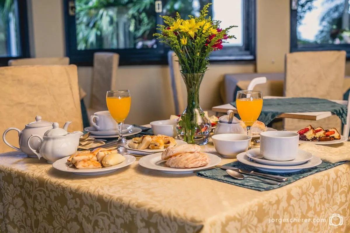 Restaurant/places to eat in Hotel Visconte D'Italia