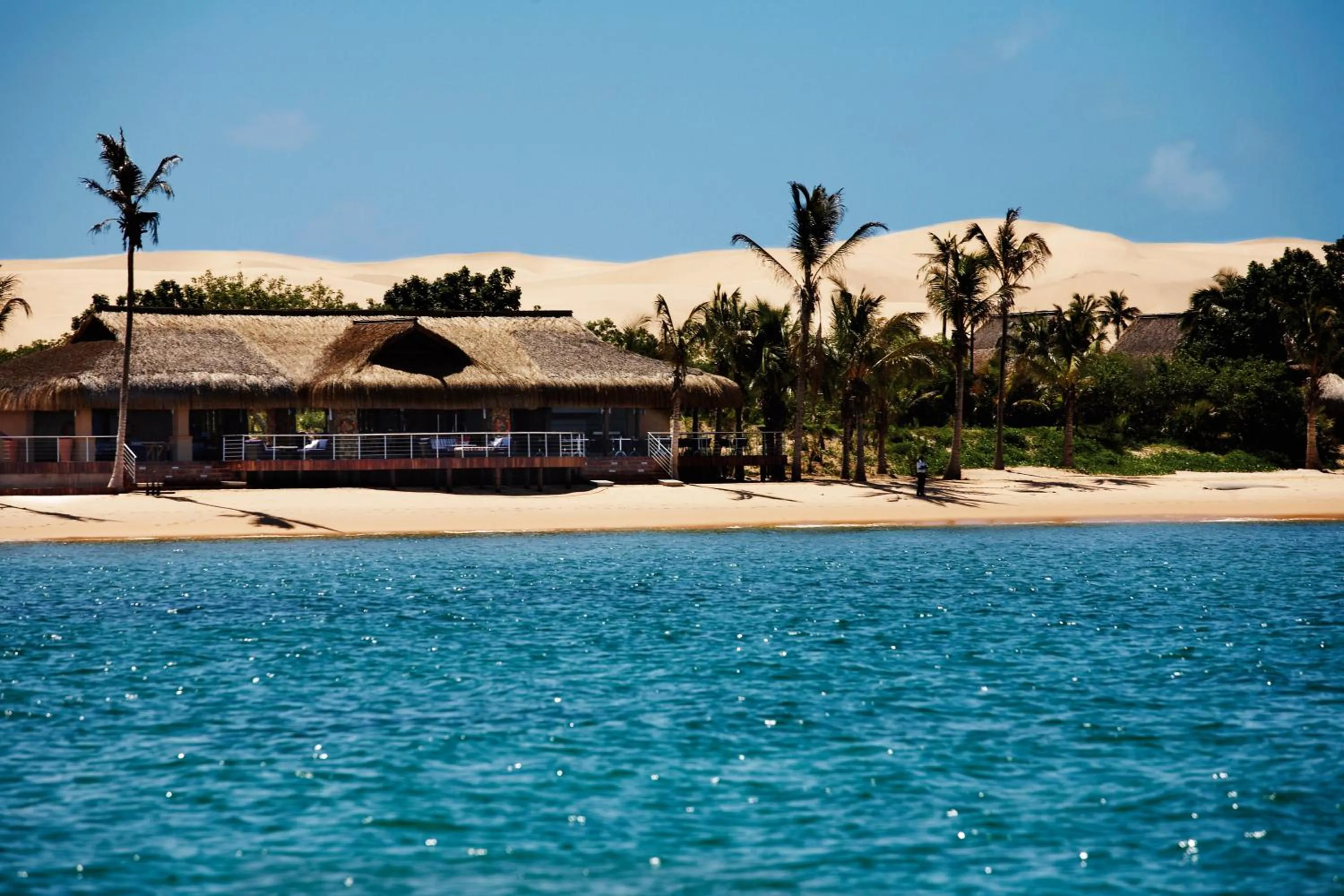 Property building in Anantara Bazaruto Island Resort