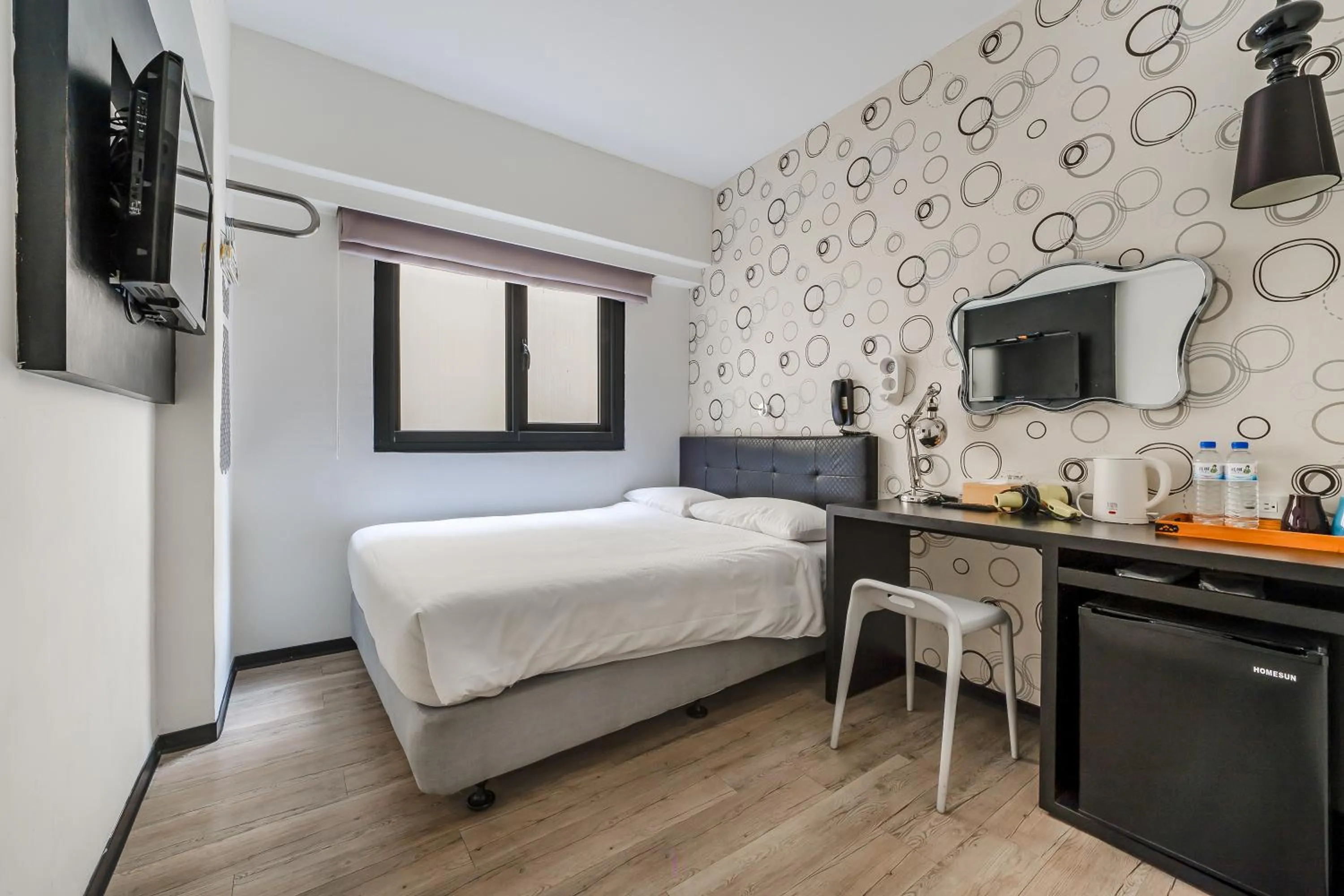 Bed in CHECK inn Express Kaohsiung Love River