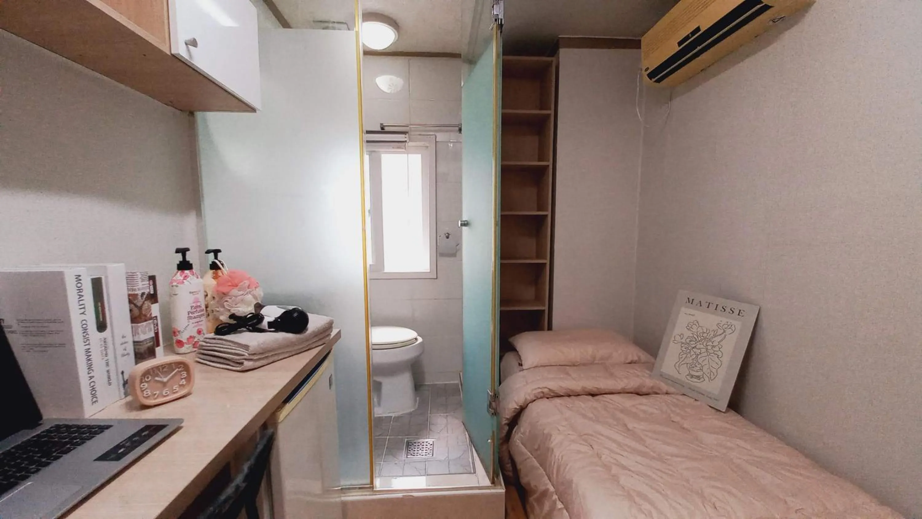 Bathroom in Haechi Stay GuestHouse - For foreigners only