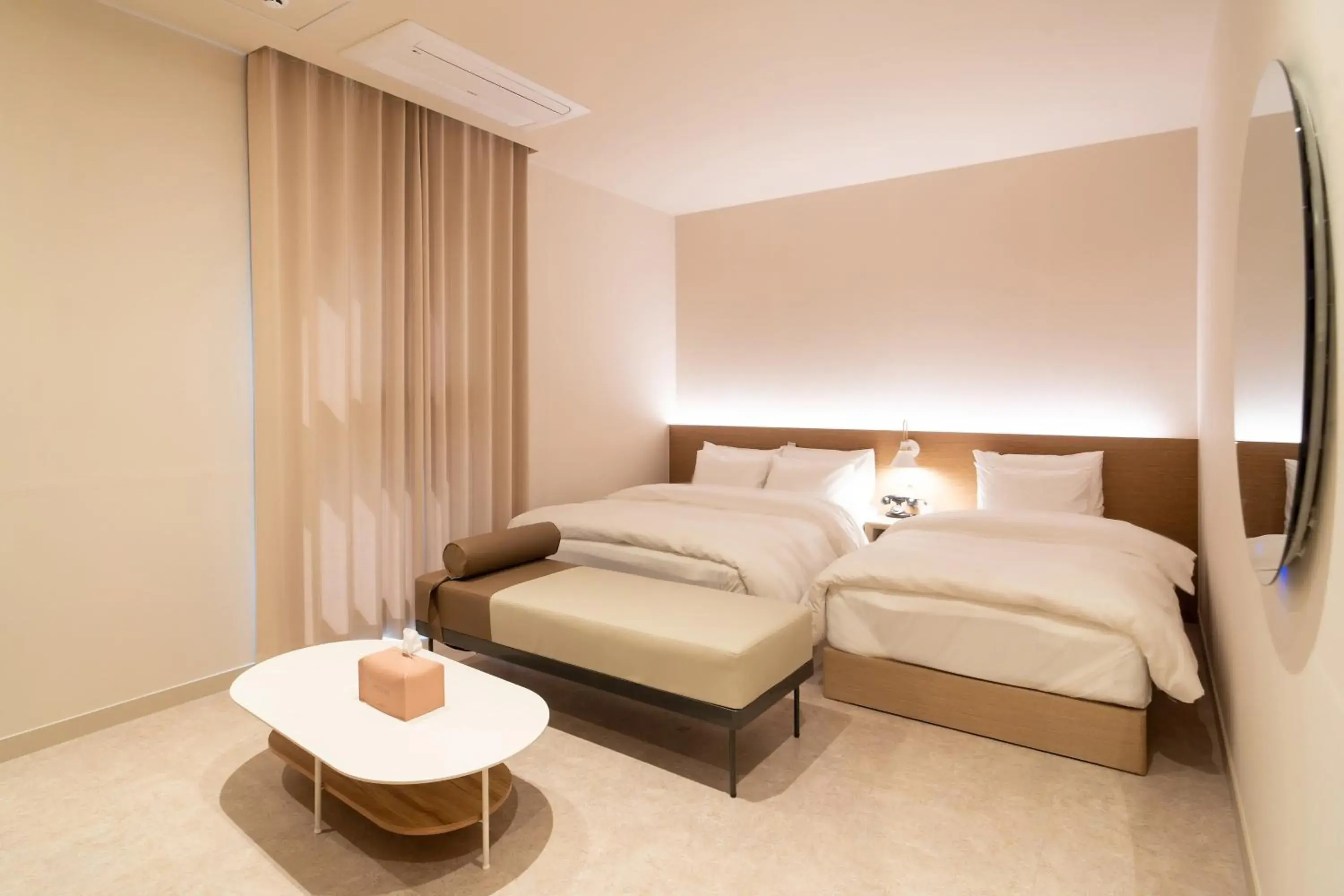 Deluxe Twin Room in Goyang Hotel Yuji Deluxe Twin Room in Goyang Hotel Yuji