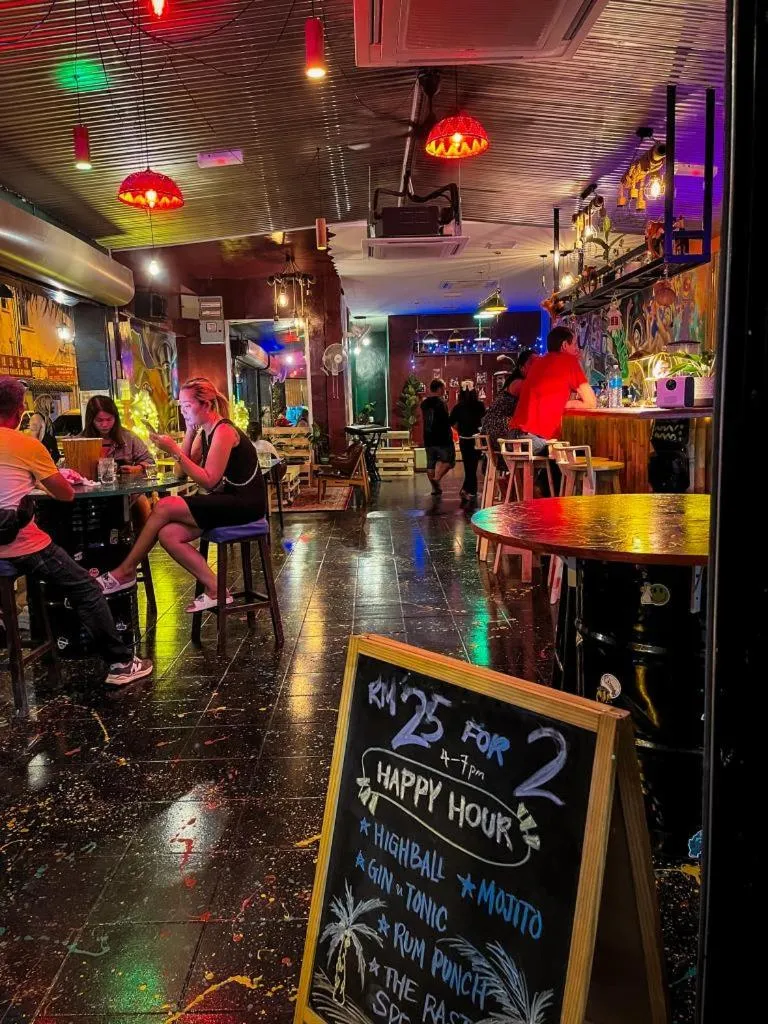 Lounge or bar in H2 Worldpackers , The Social Hotel