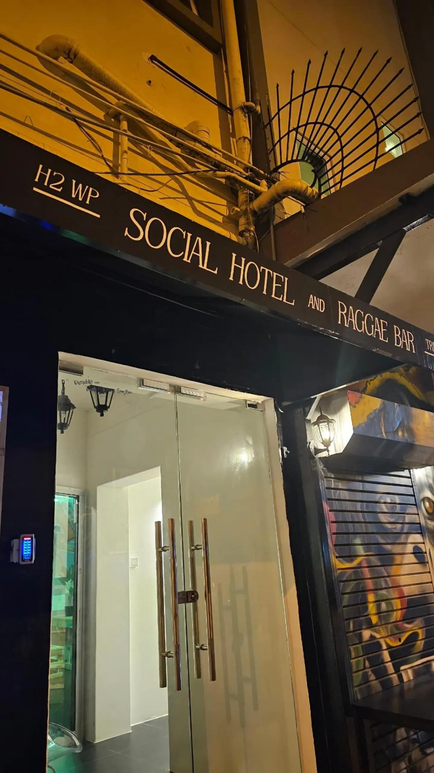 H2 Worldpackers , The Social Hotel