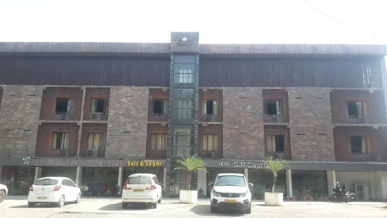 Hotel S R Castle Hotel S R Castle