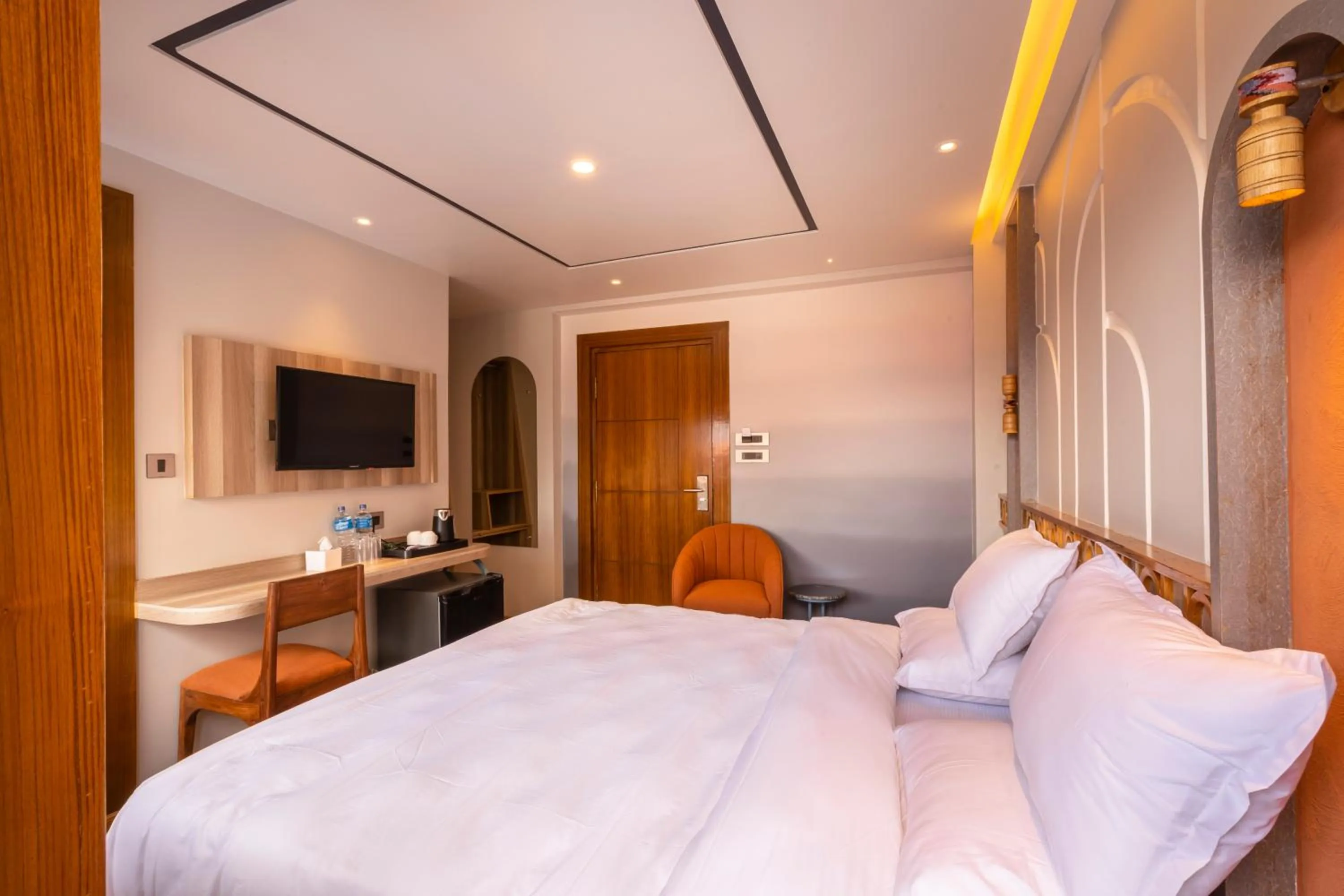 Photo of the whole room, Bed in Ananta Home