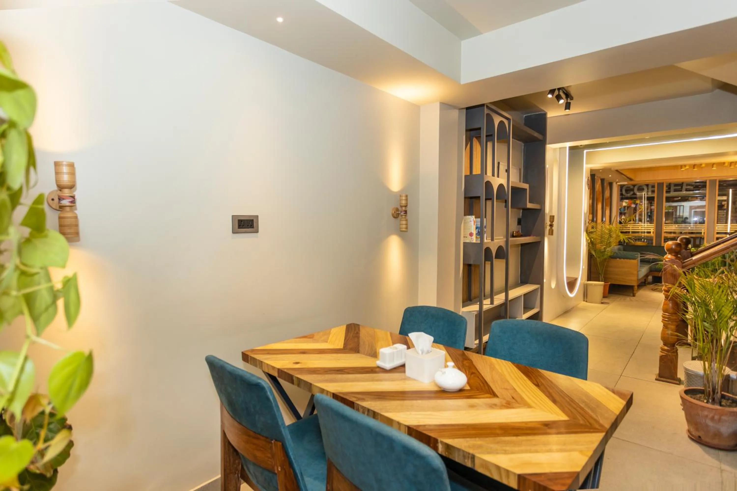 Restaurant/places to eat in Ananta Home