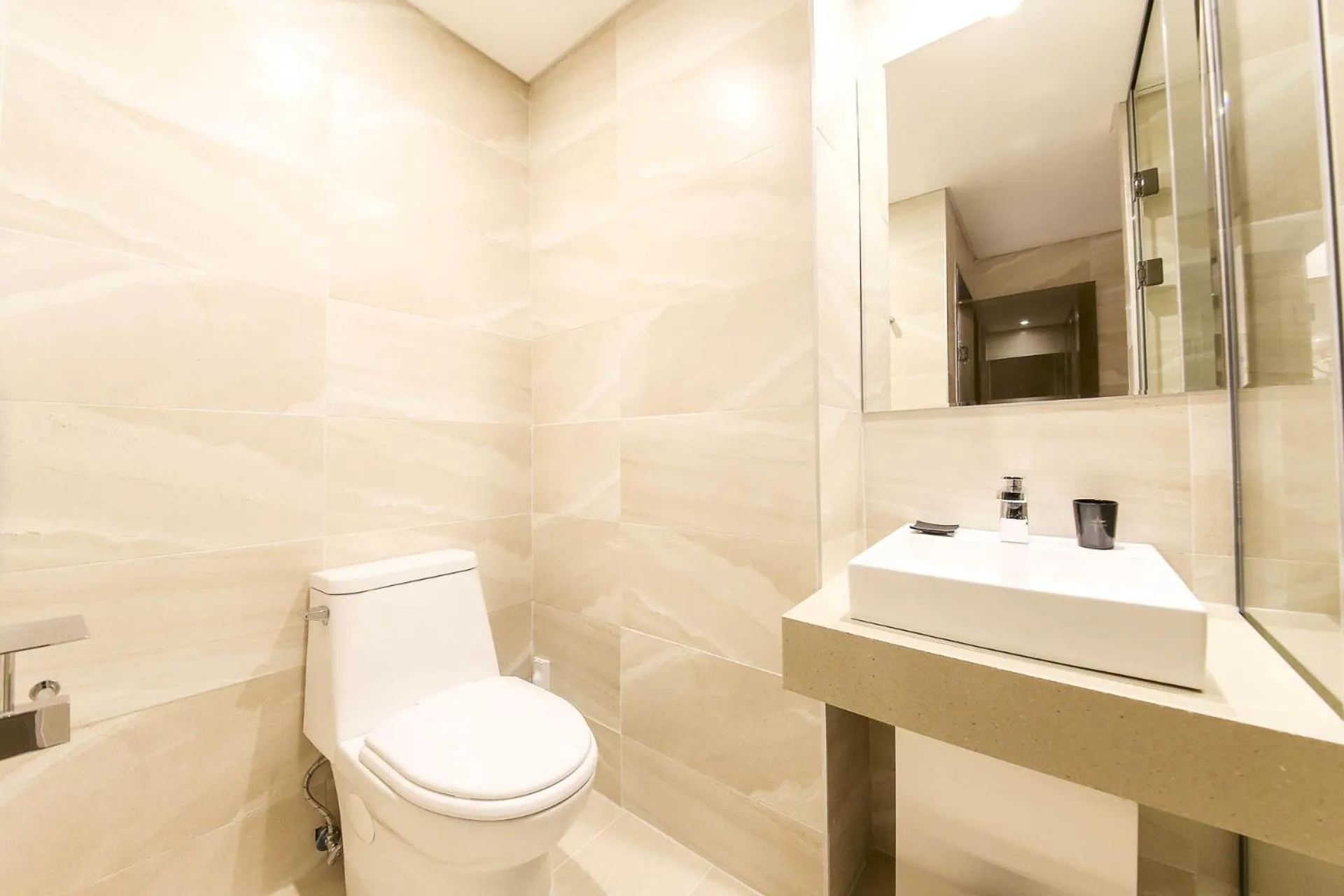 Toilet in Hotel Star Premier Yeoksam