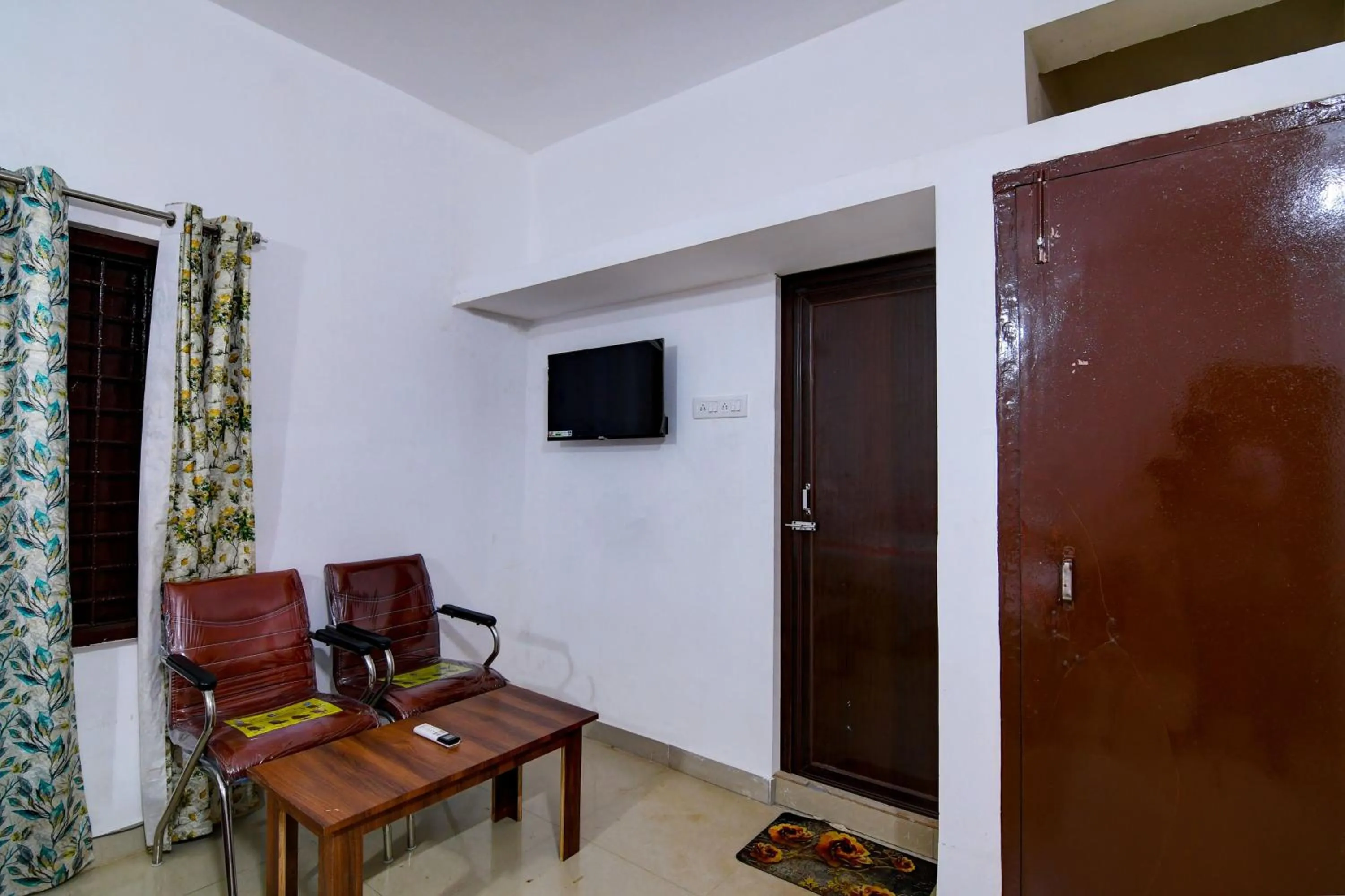 Bedroom in Hotel O Heaven Inn