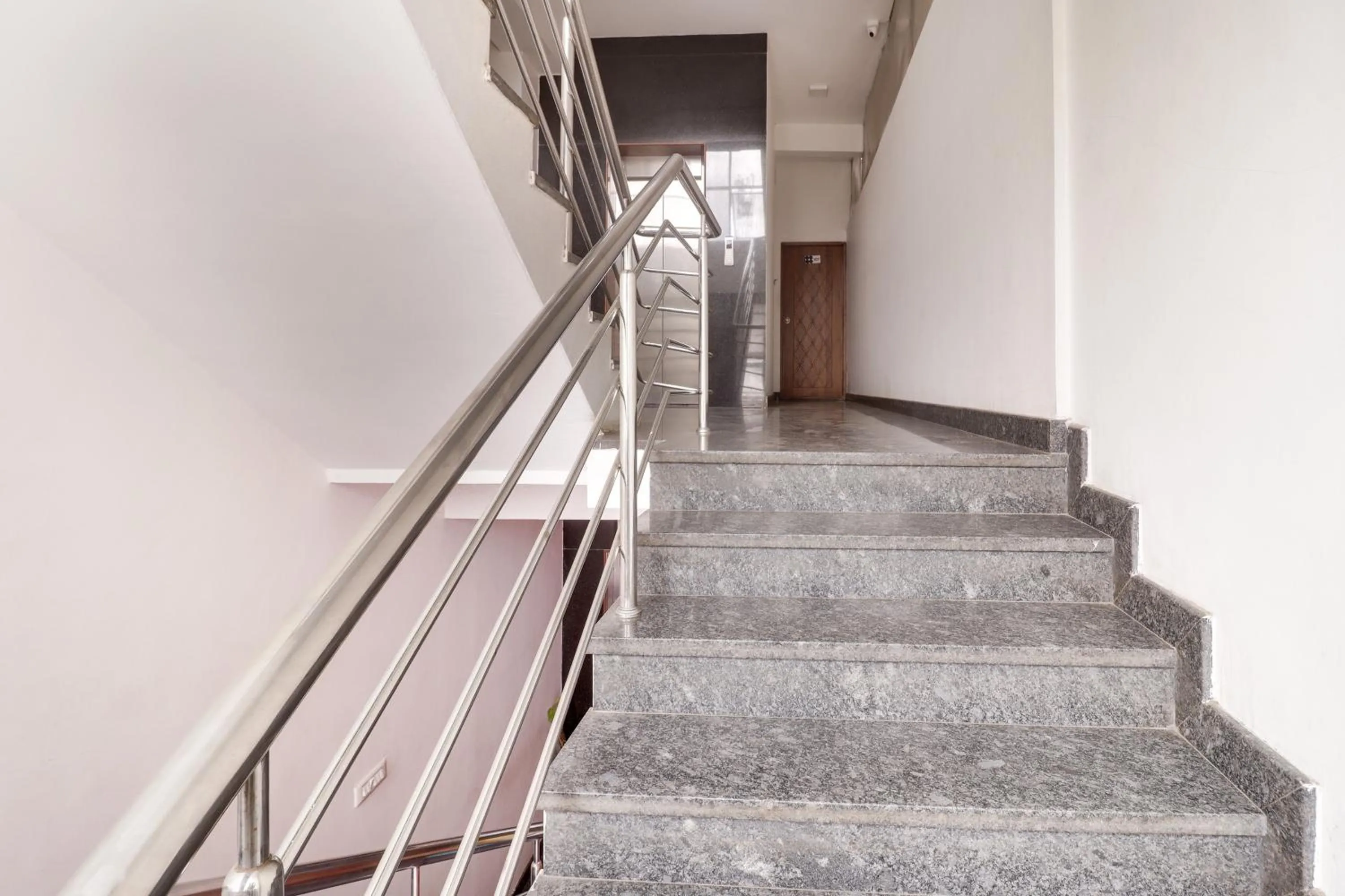 Lobby or reception in Hotel O New Grand Suites