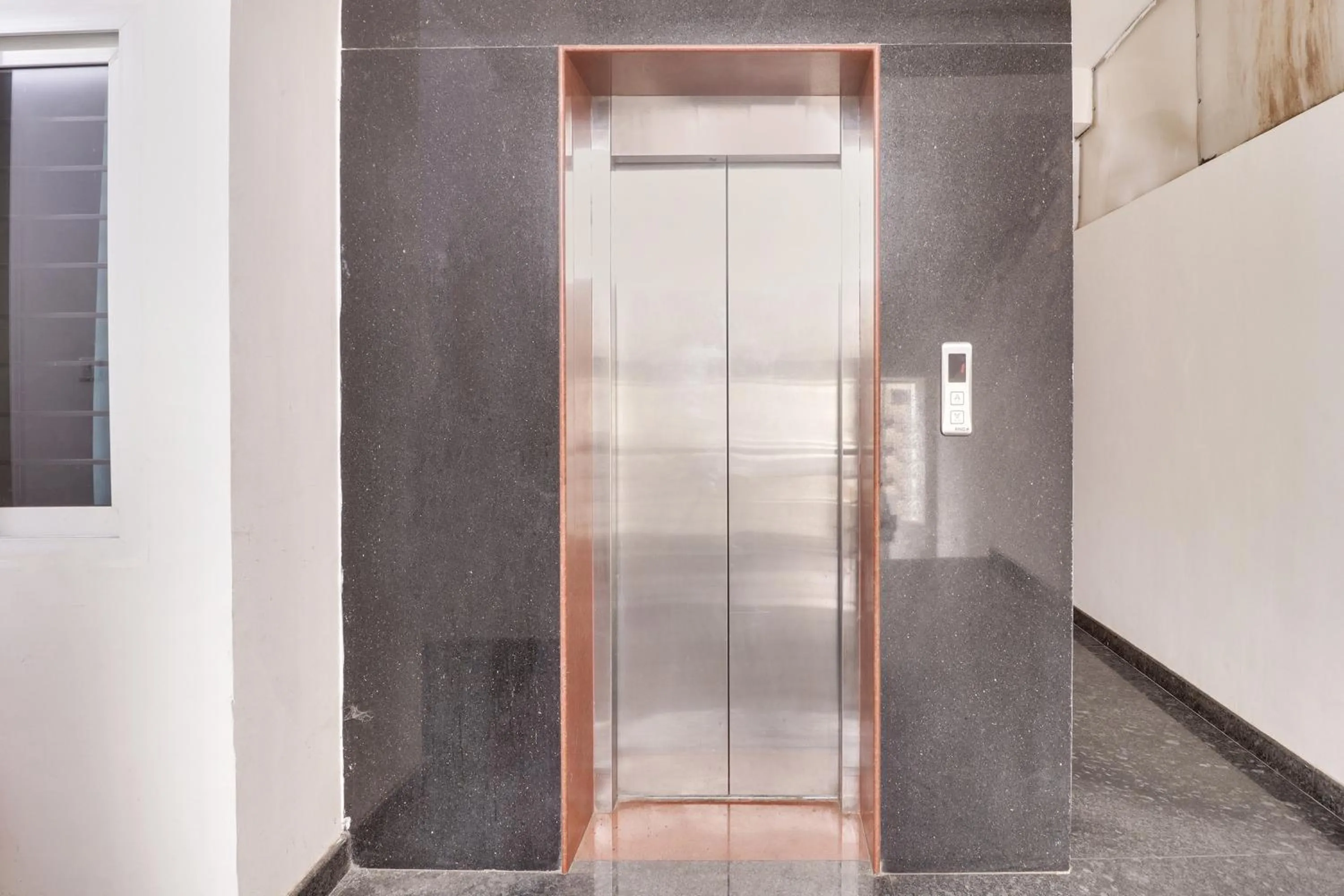 Lobby or reception in Hotel O New Grand Suites