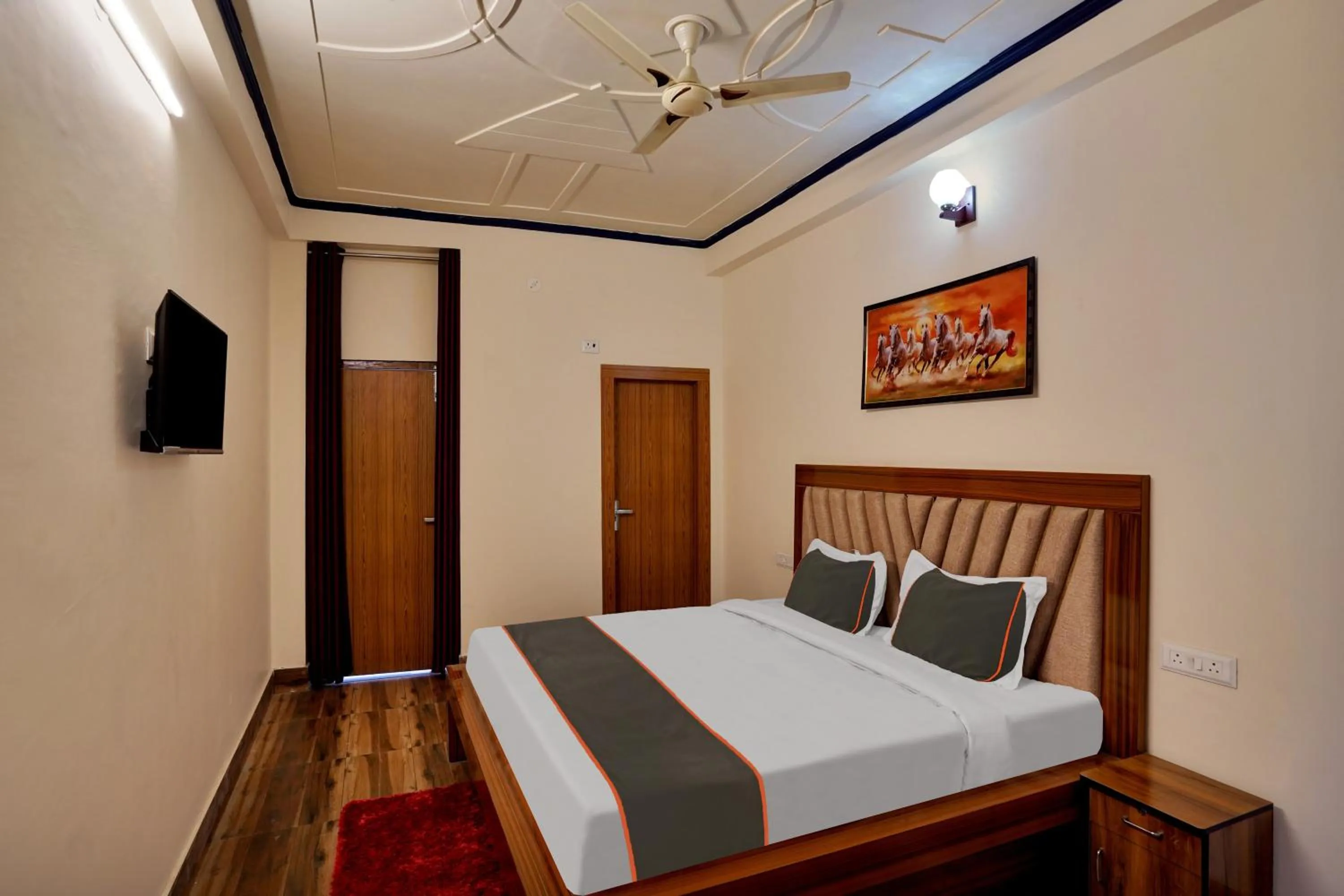 Bedroom, Bed in Collection O Trihans Mantion Hotel