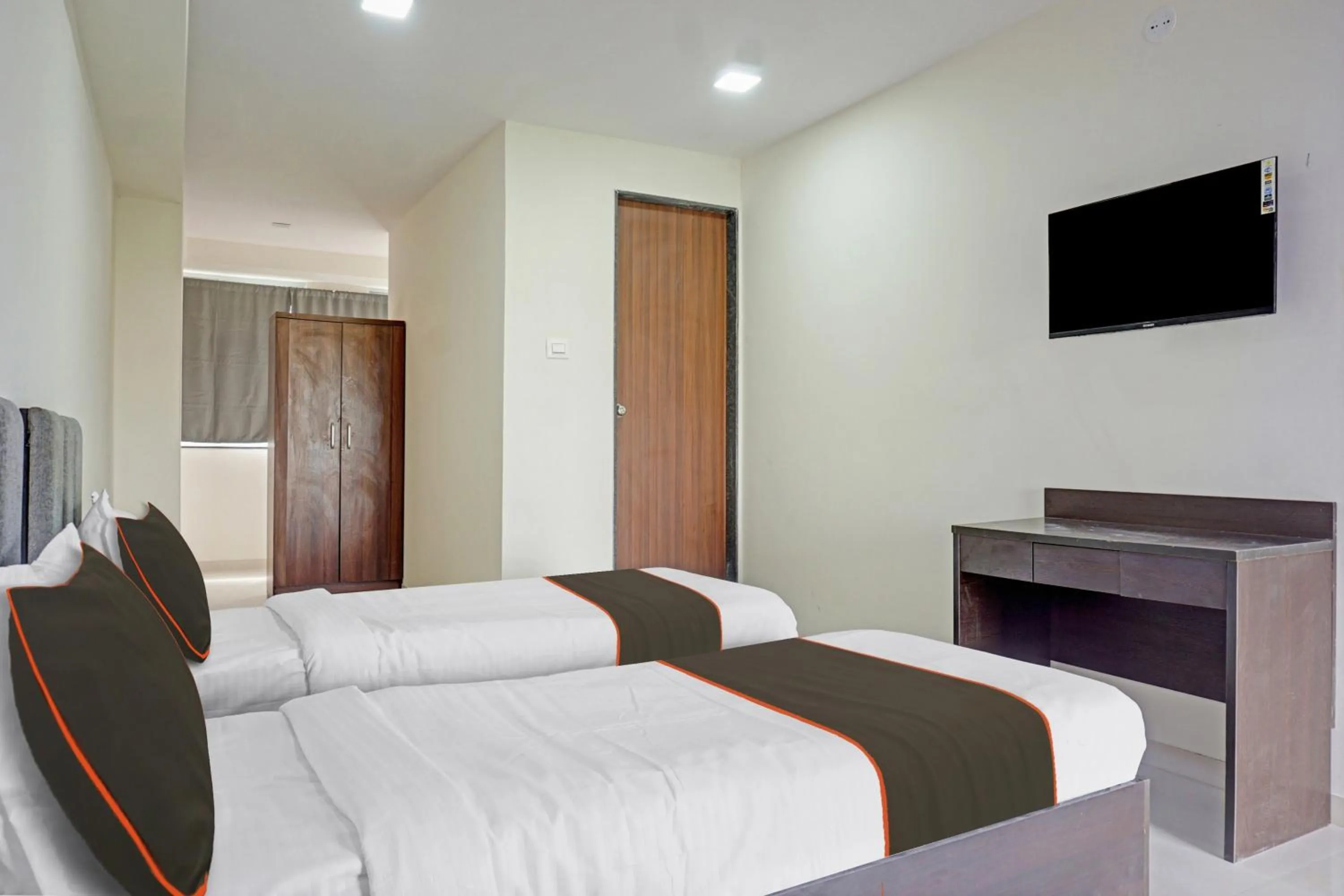 Bedroom, Bed in Collection O Rk Inn