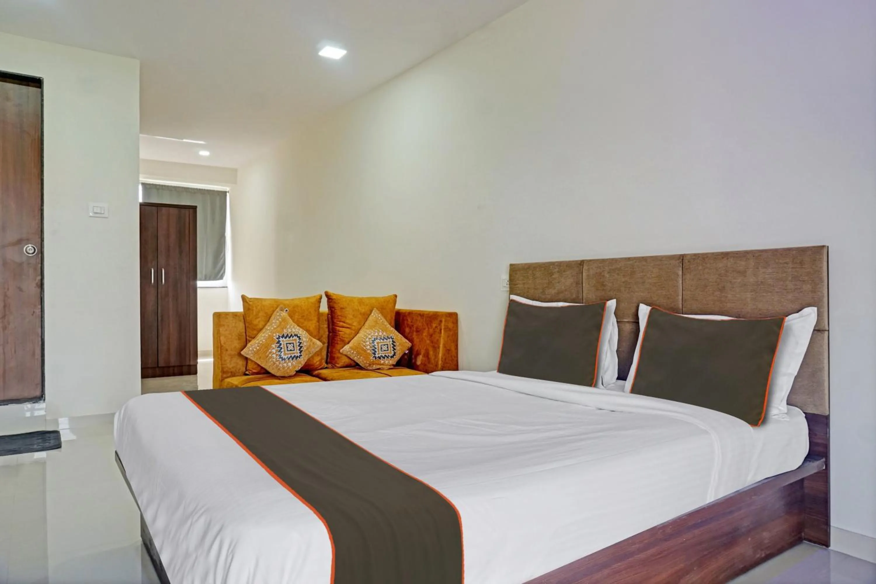 Bedroom, Bed in Collection O Rk Inn