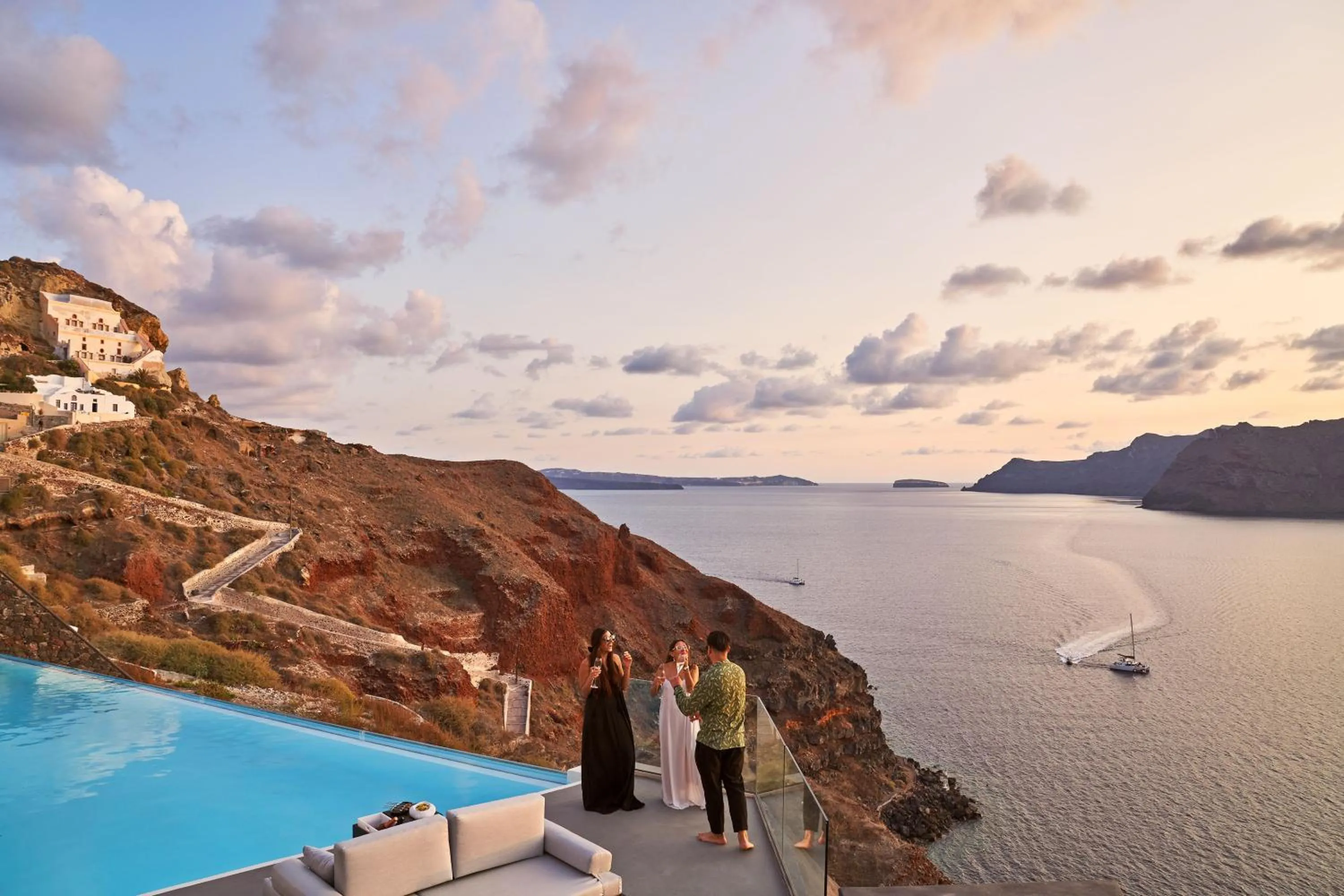 Restaurant/places to eat in Charisma Suites