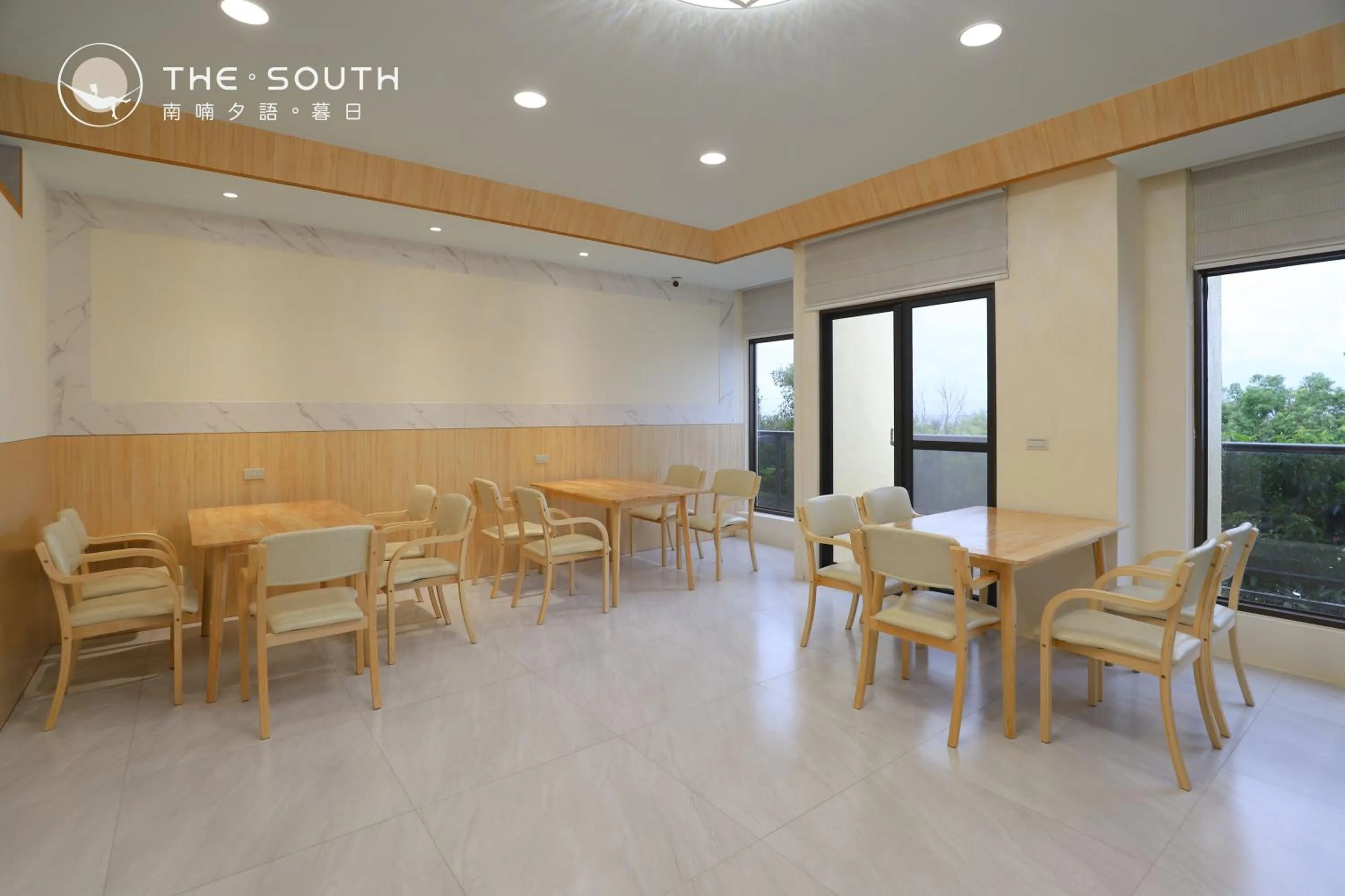 Restaurant/places to eat in The South-Sunset