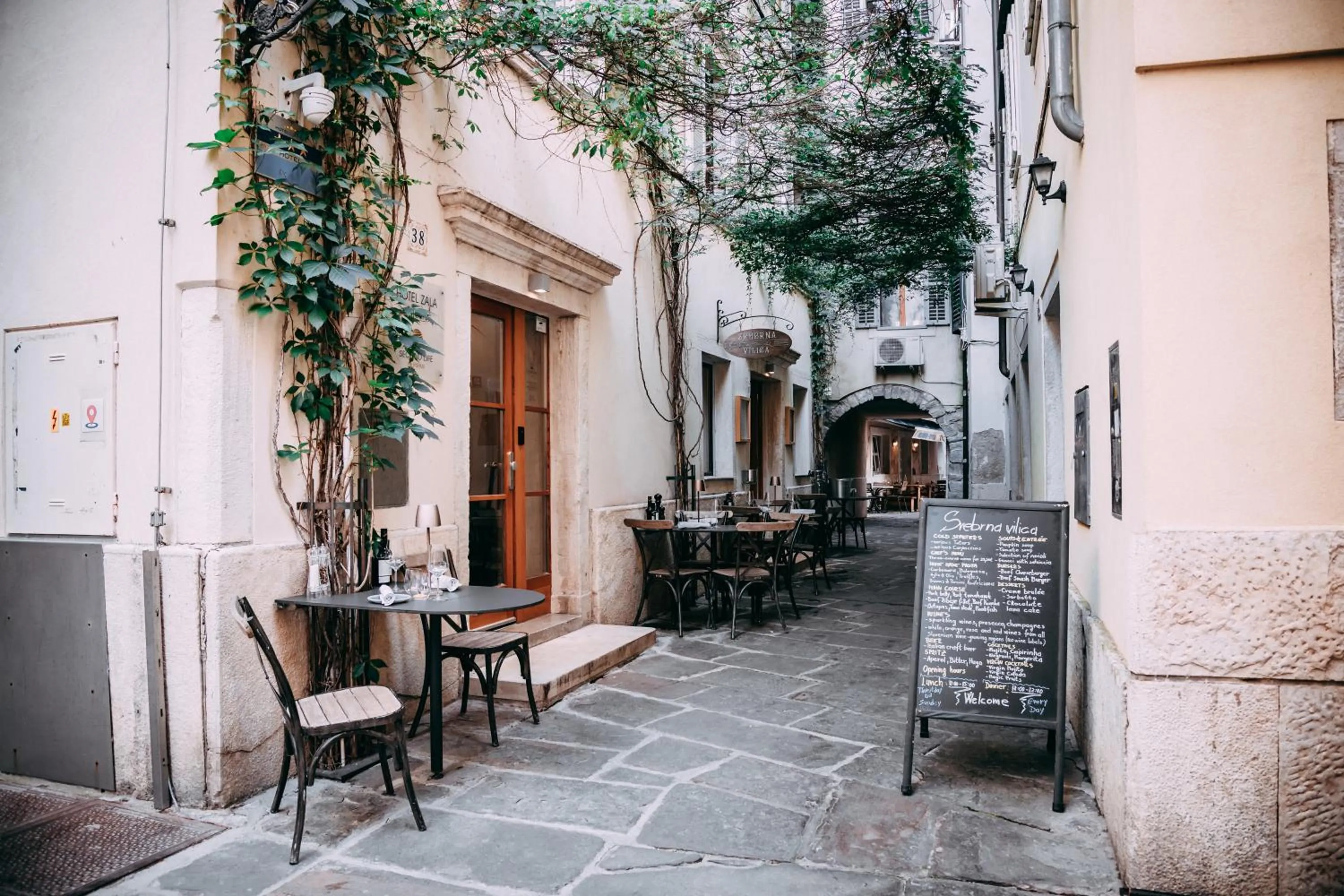 Patio in Second Life in Piran - Hotel Zala Piran with private parking and shuttle service