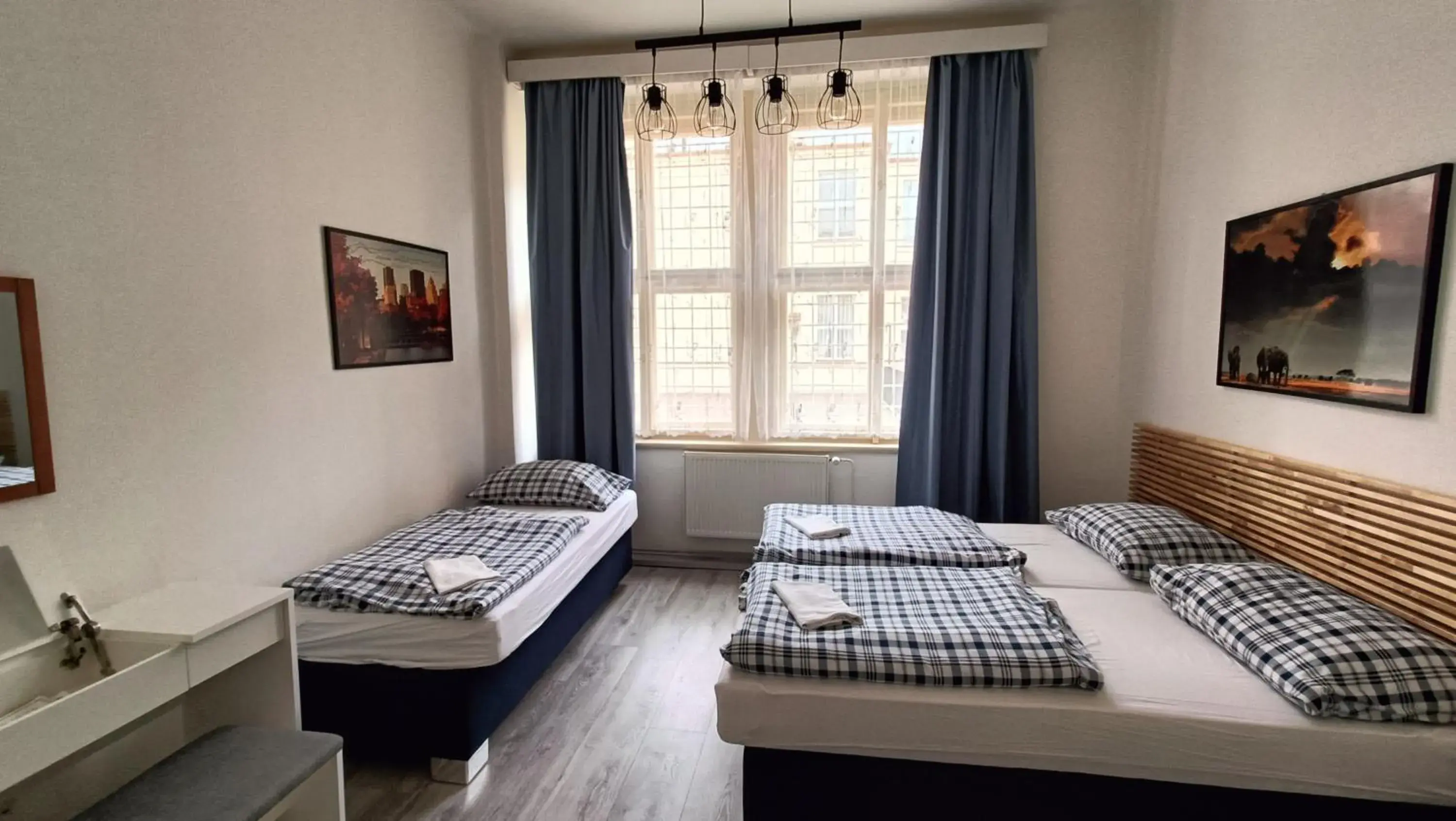 Triple Room with Shared Bathroom in A Plus Hostel - Centrum Triple Room with Shared Bathroom in A Plus Hostel - Centrum