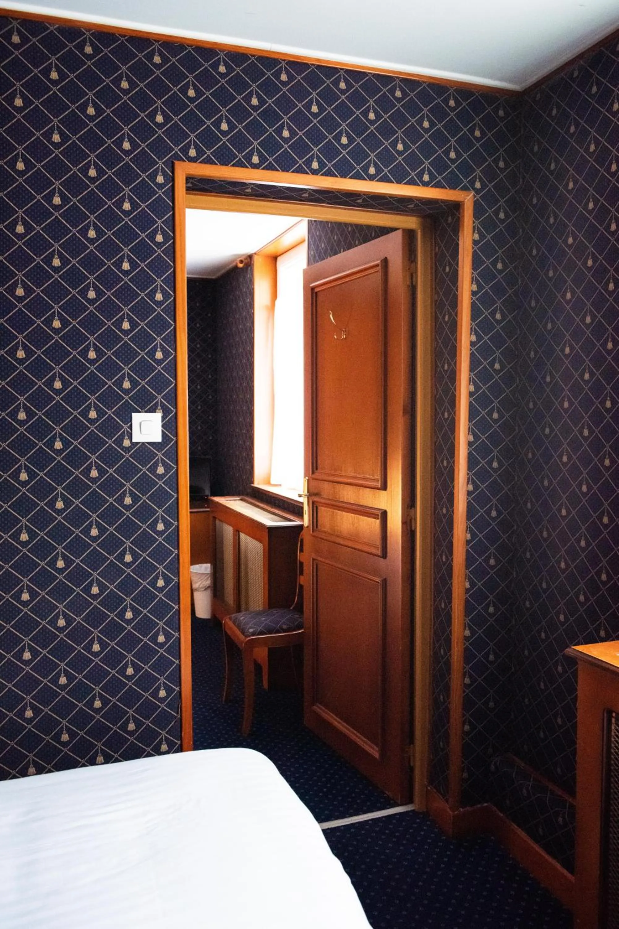 Bed in Hôtel Jolly Roger