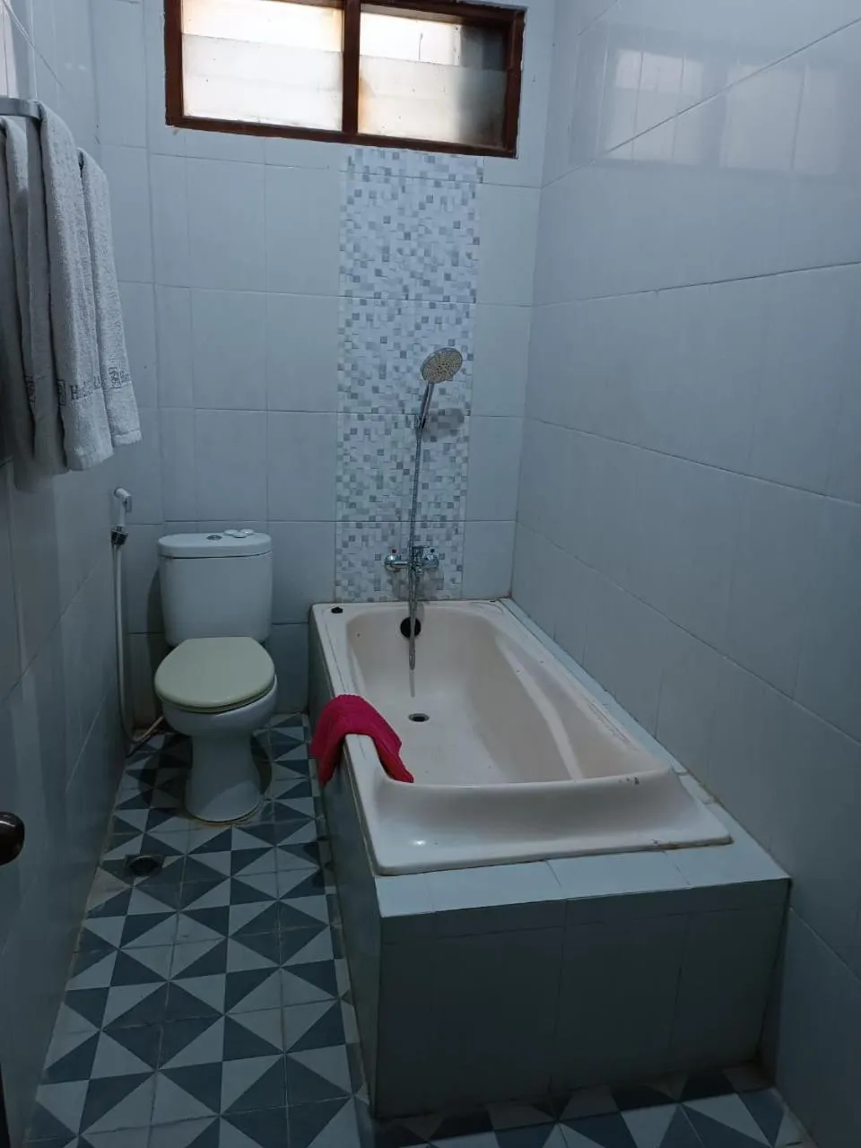 Bathroom in Shafira Hotel Yogyakarta