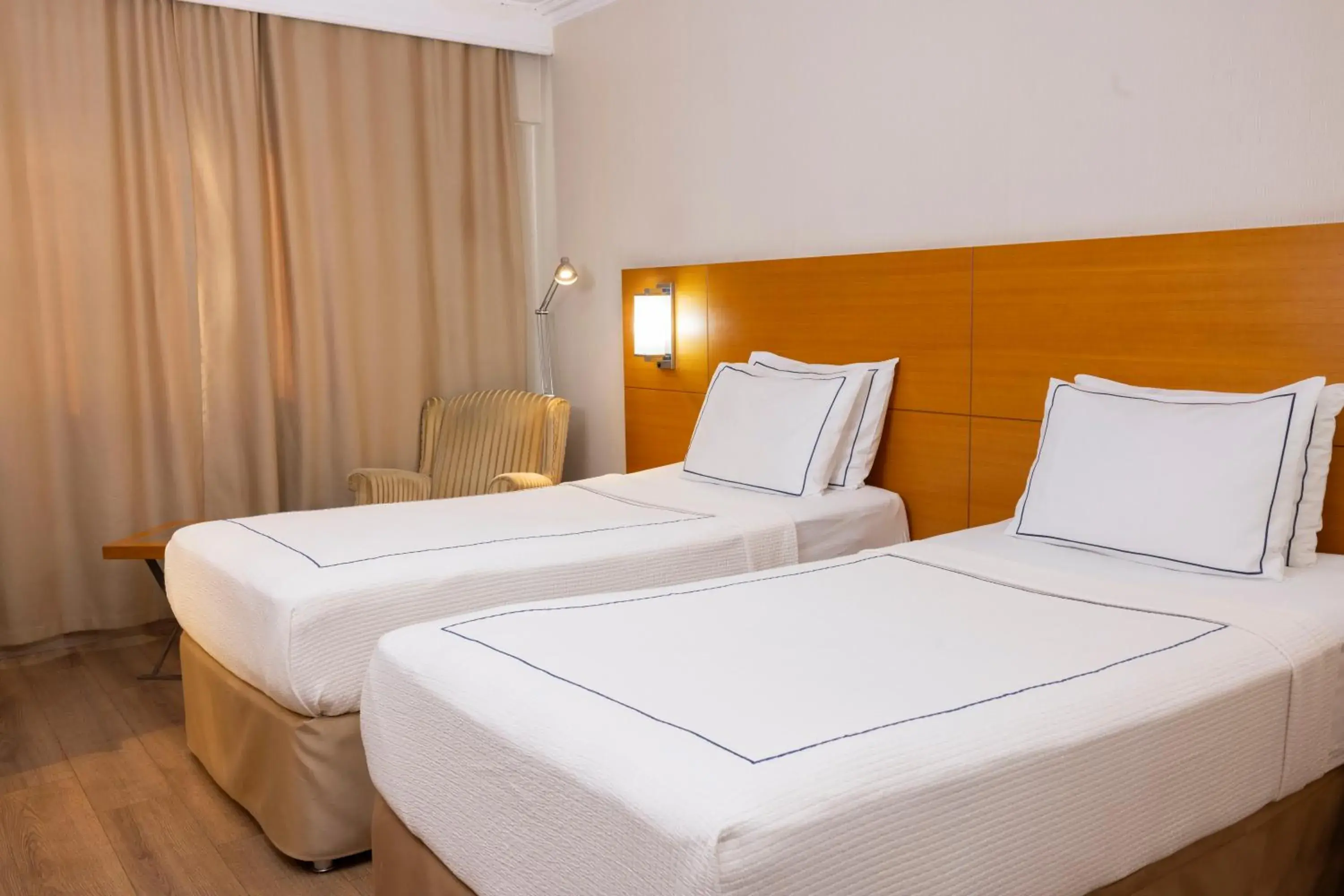 Deluxe Room - single occupancy in Anemon Kent Ege Otel Deluxe Room - single occupancy in Anemon Kent Ege Otel