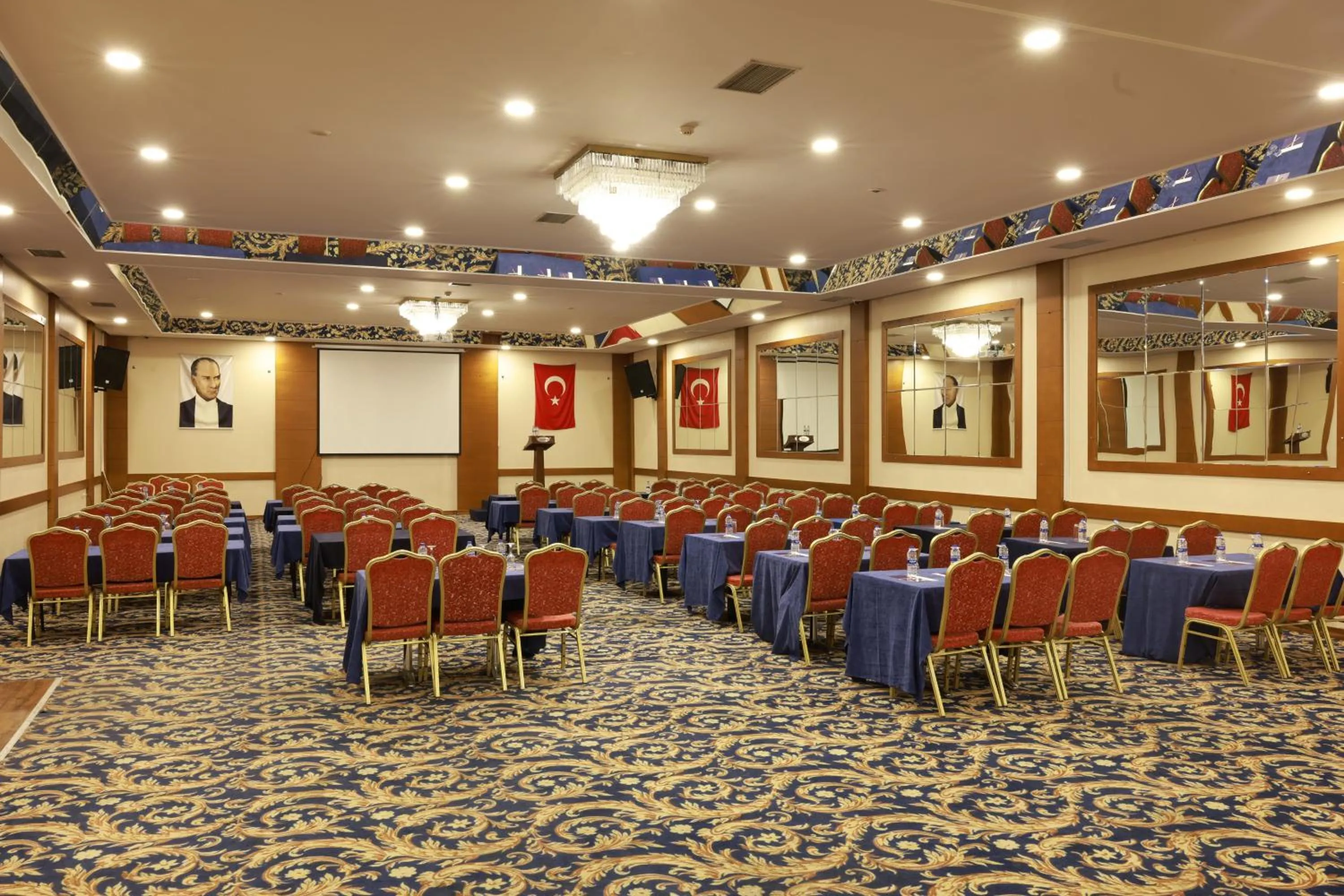 Meeting/conference room in Anemon Kent Ege Otel