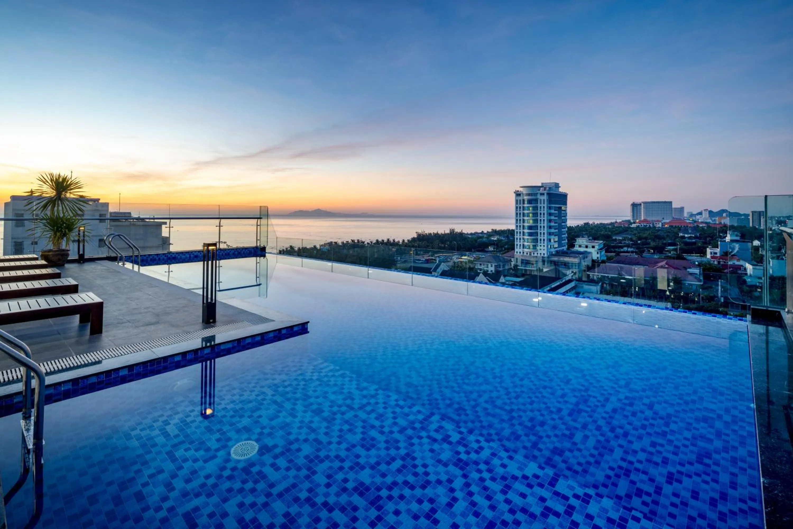 Swimming pool in Charming beauty hotel