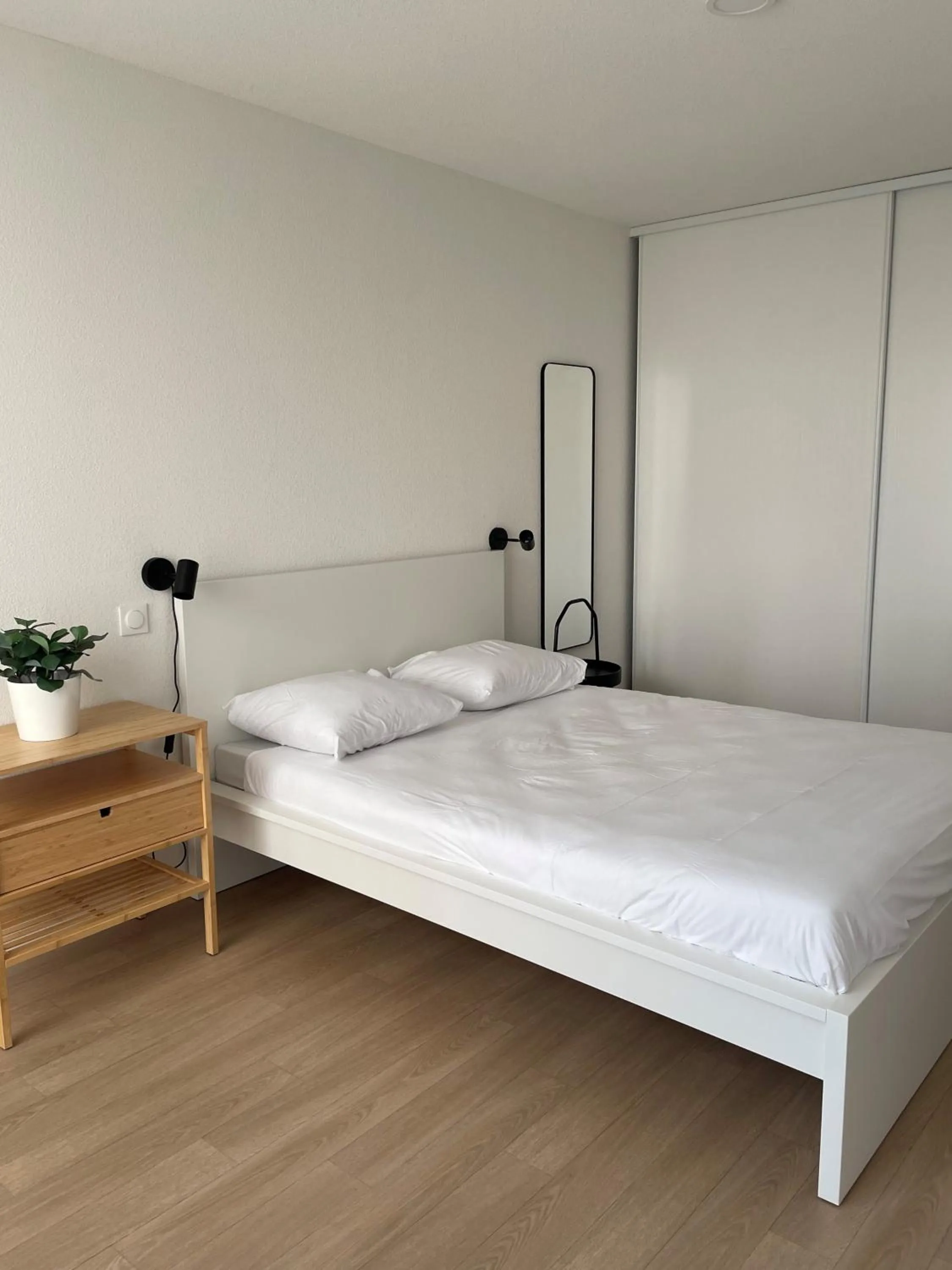 Bed in Apparteo Montpellier
