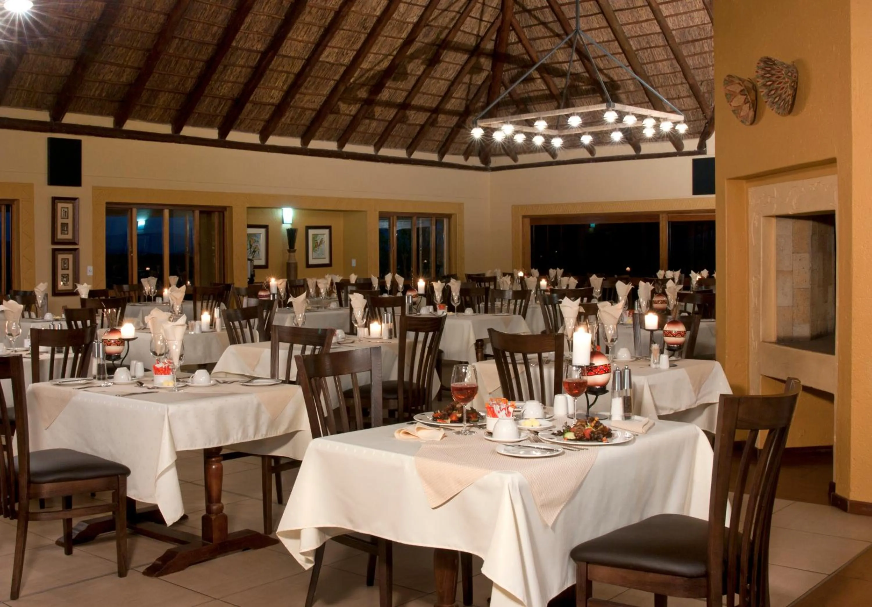 Restaurant/places to eat in Hannah Game Lodge