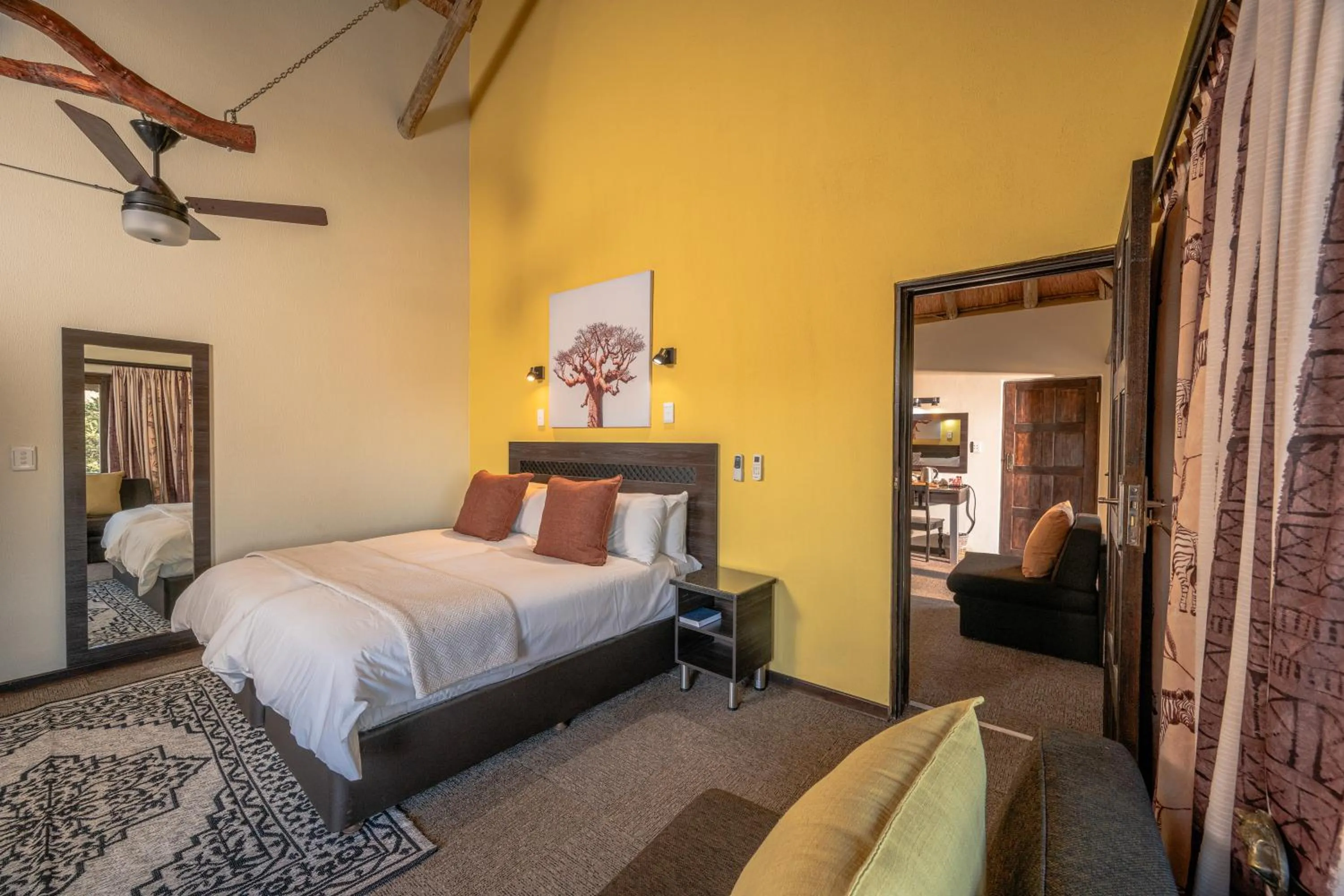 Bed in Hannah Game Lodge