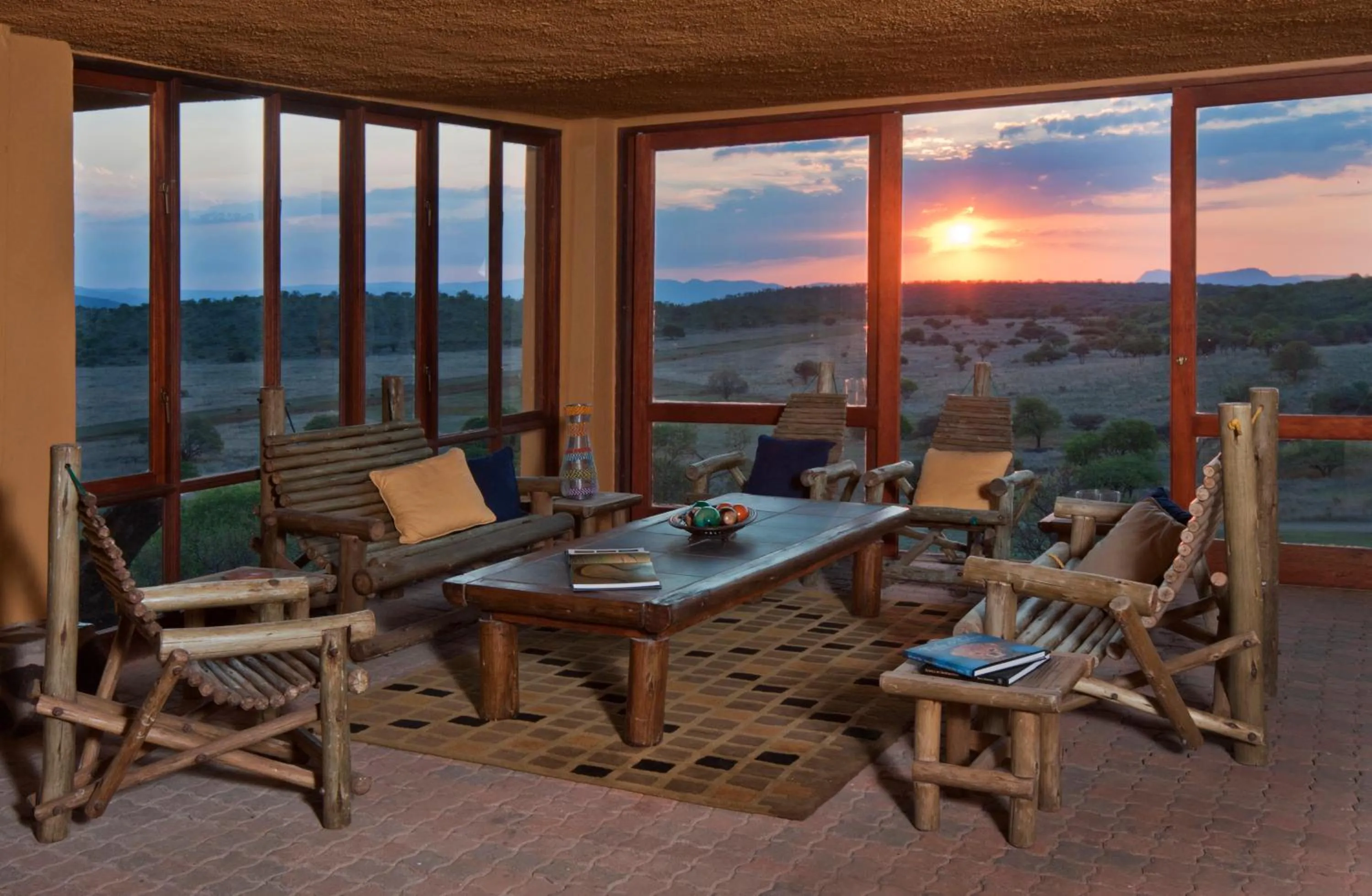 Lounge or bar in Hannah Game Lodge