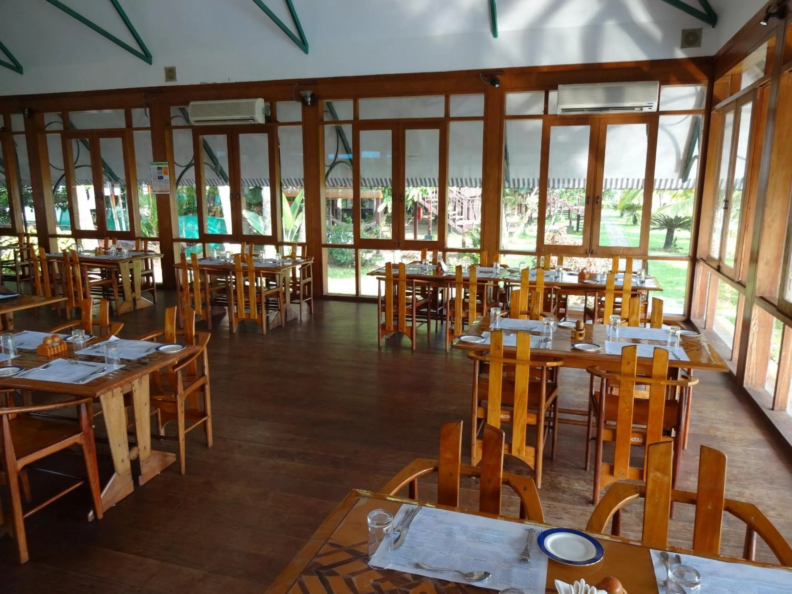 Restaurant/places to eat in KTDC Water Scapes