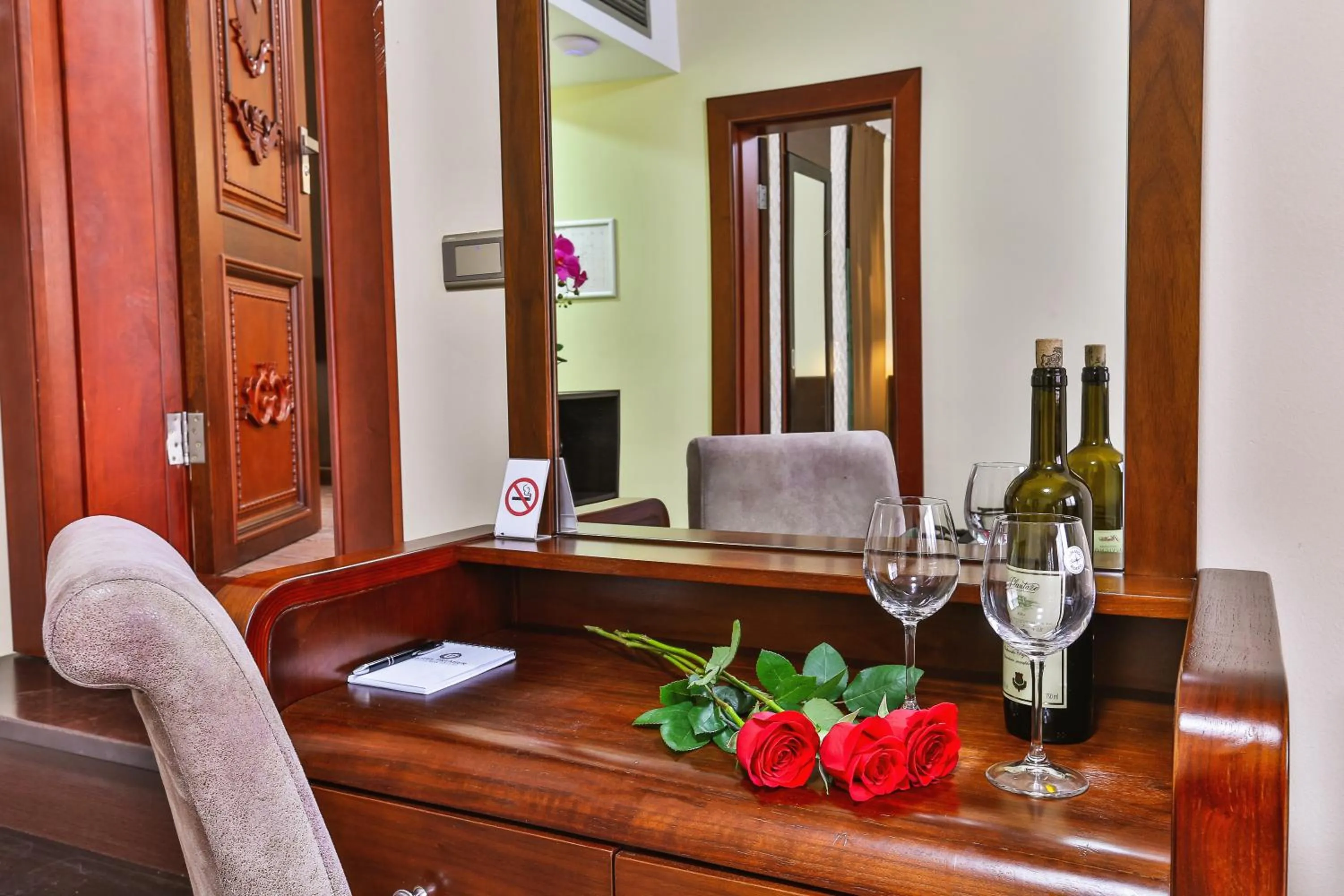 TV and multimedia in Hotel Premier