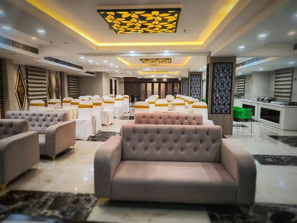 Banquet/Function facilities in LUXUS INN