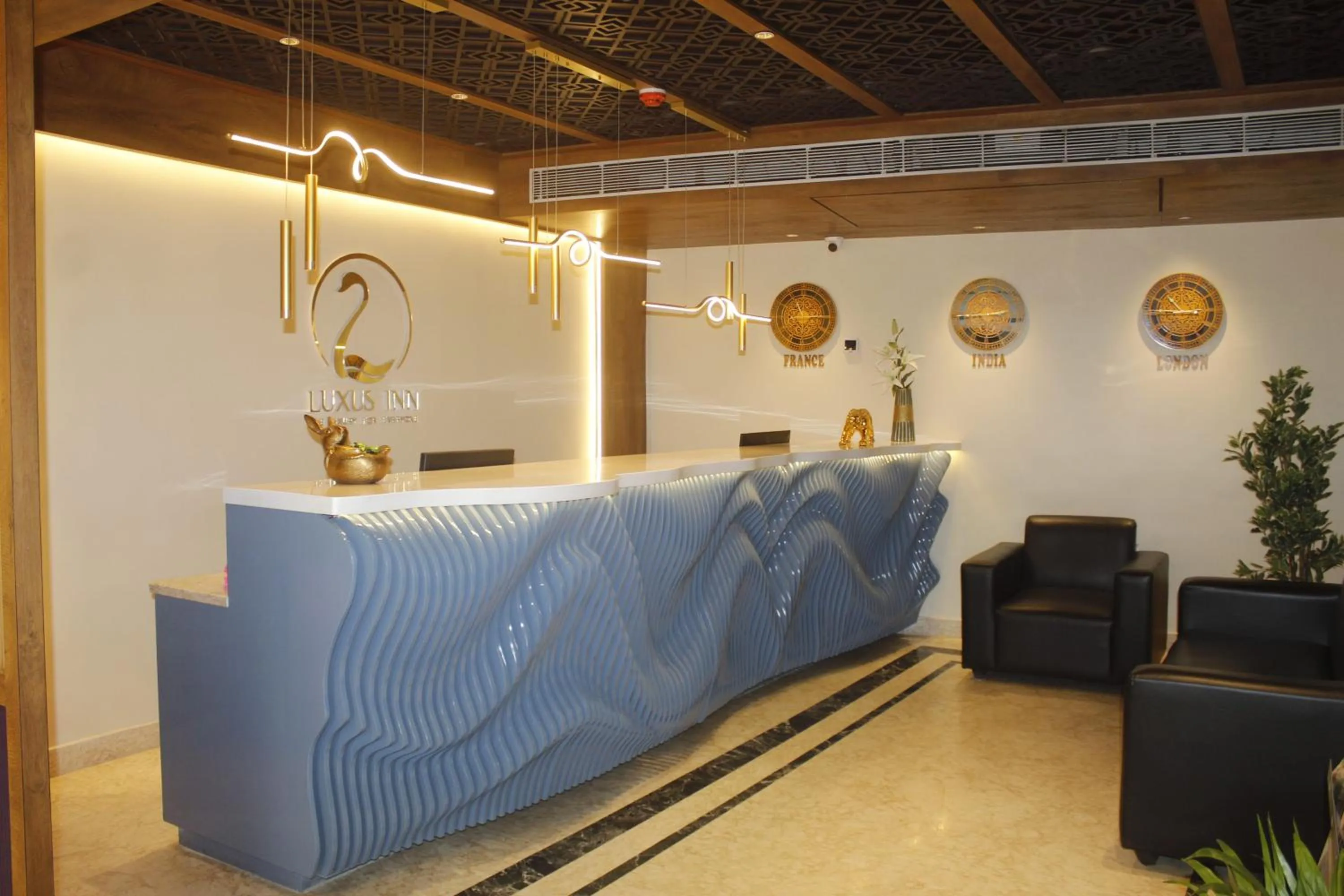 Lobby or reception in LUXUS INN
