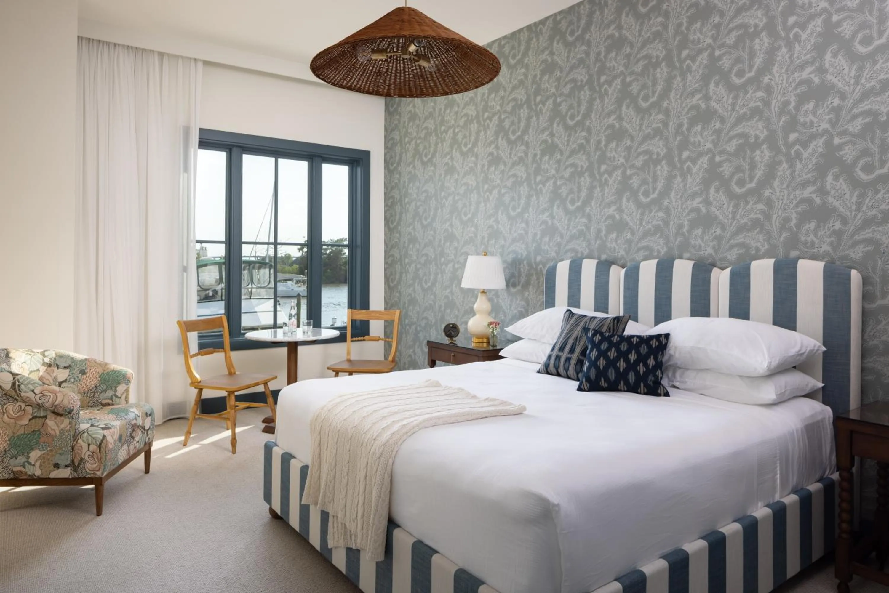 Bed in The George Hotel