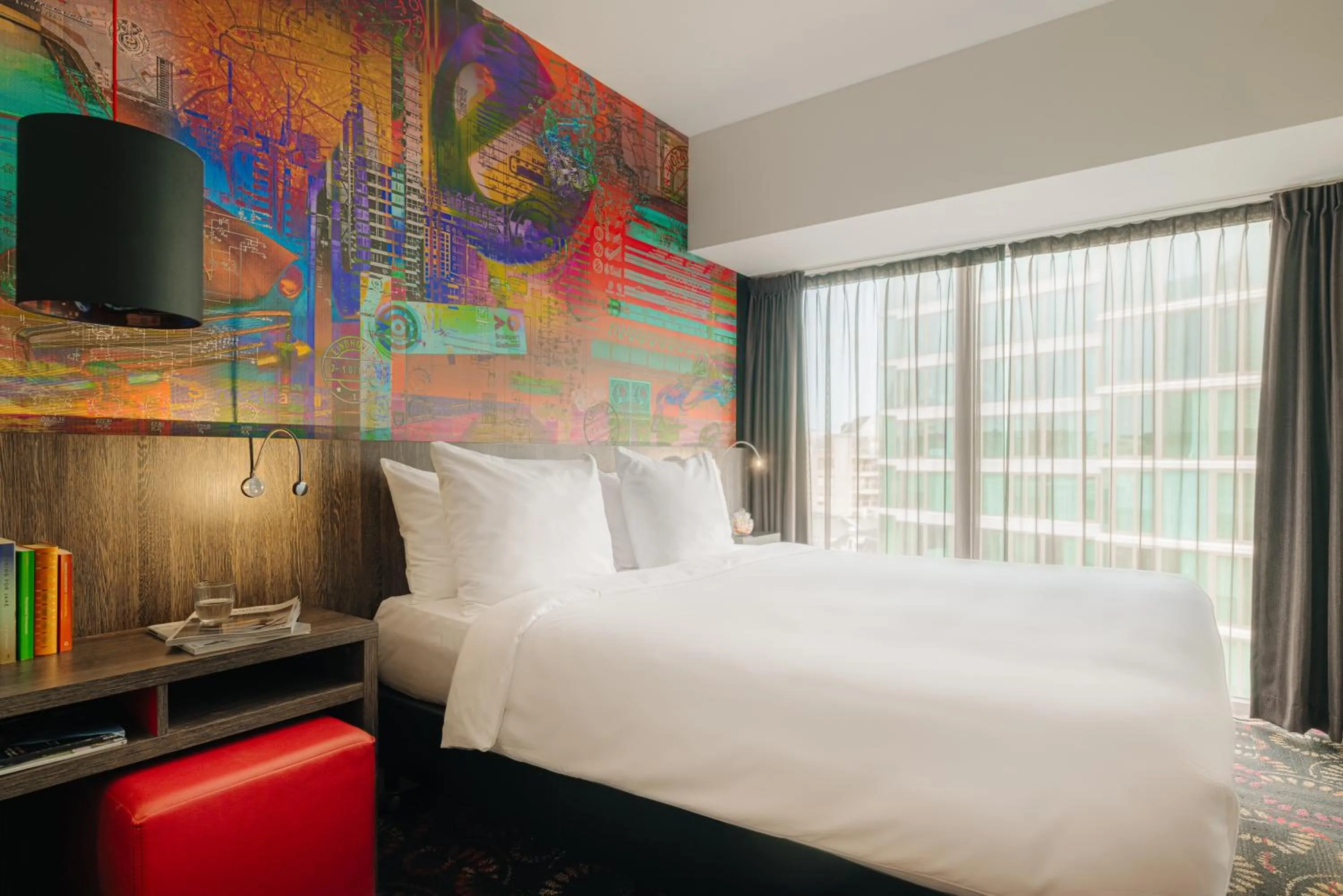 Bedroom, Bed in Crown Hotel Eindhoven Centre