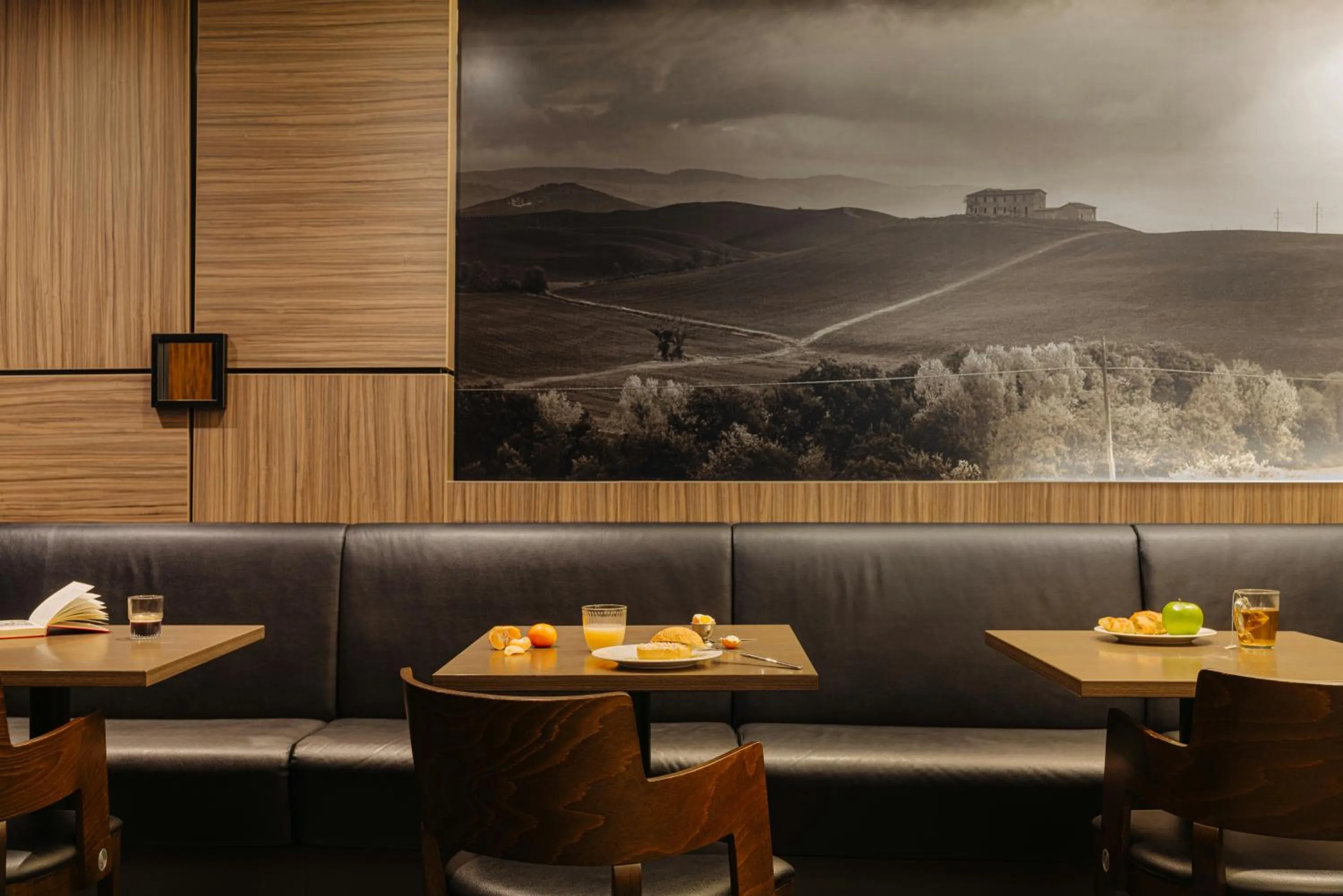 Breakfast in Leonardo Hotel Eindhoven City Center