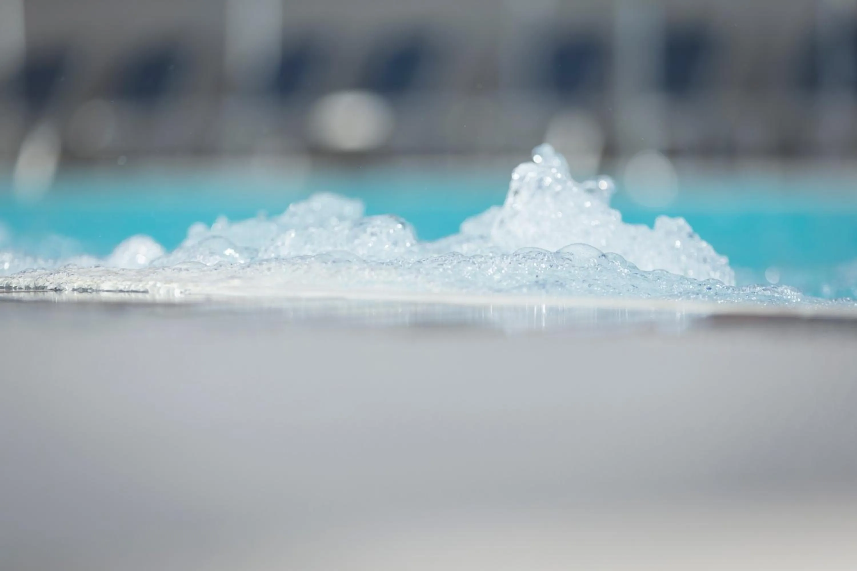 Pool view in Hotel Cambridge