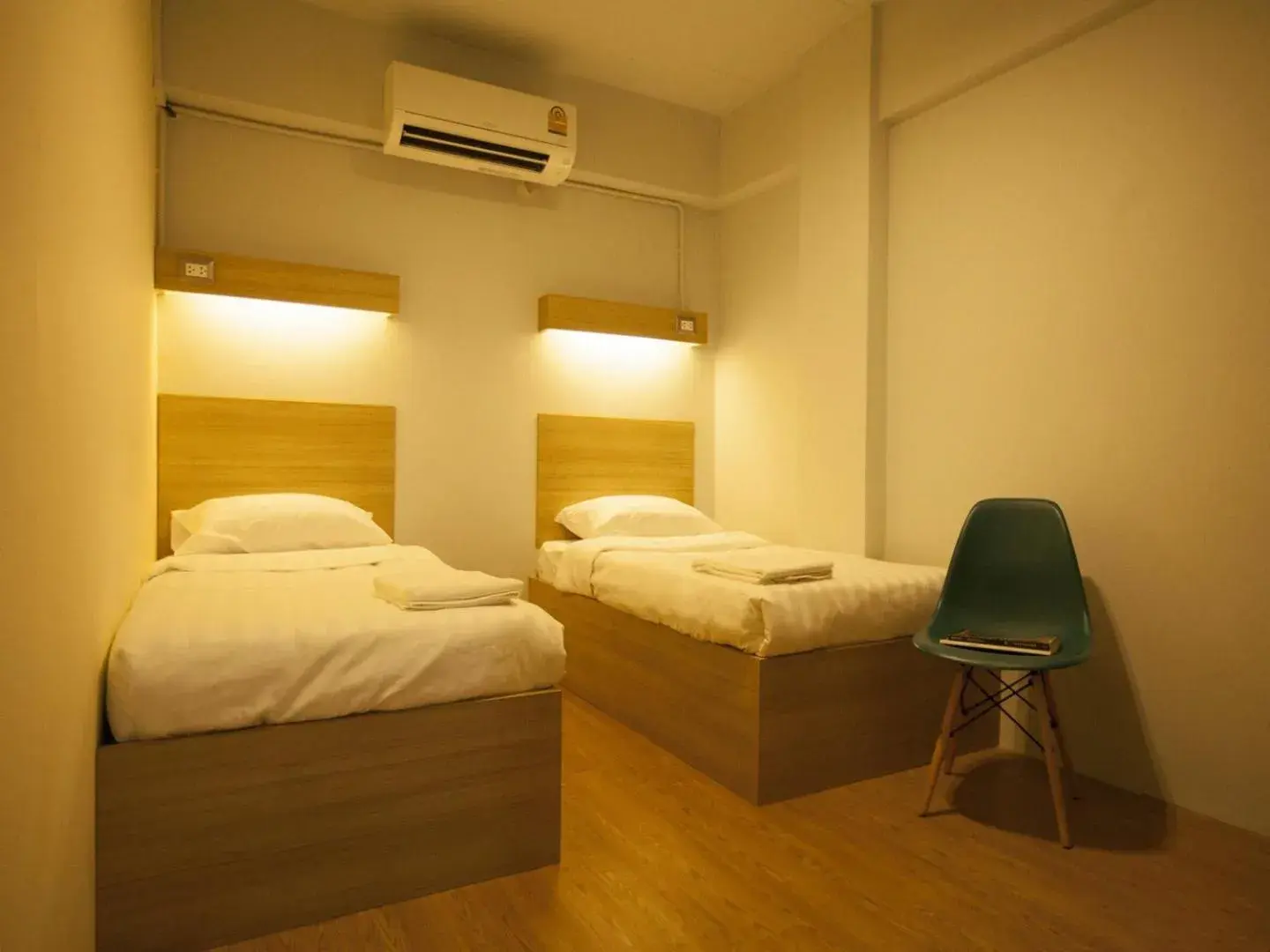 Standard Twin Room with Shared Bathroom in Micro Hostel Standard Twin Room with Shared Bathroom in Micro Hostel