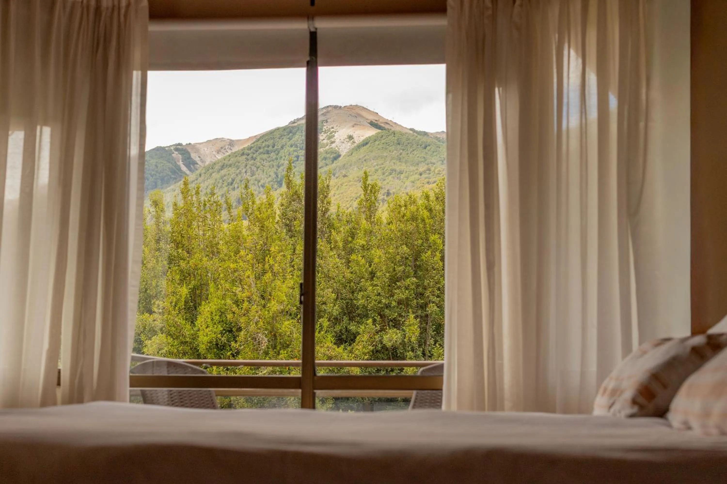 Mountain view, Bed in La Comarca Resort & Spa