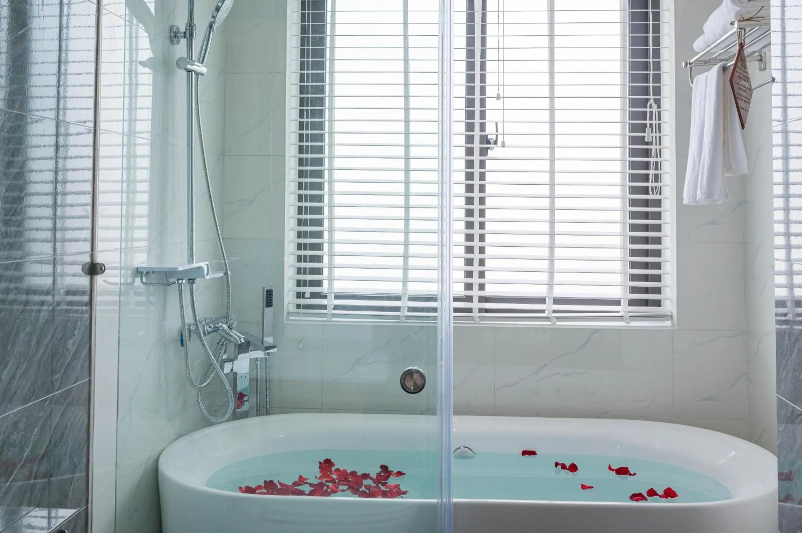 Shower in Mint Hoi An Villa