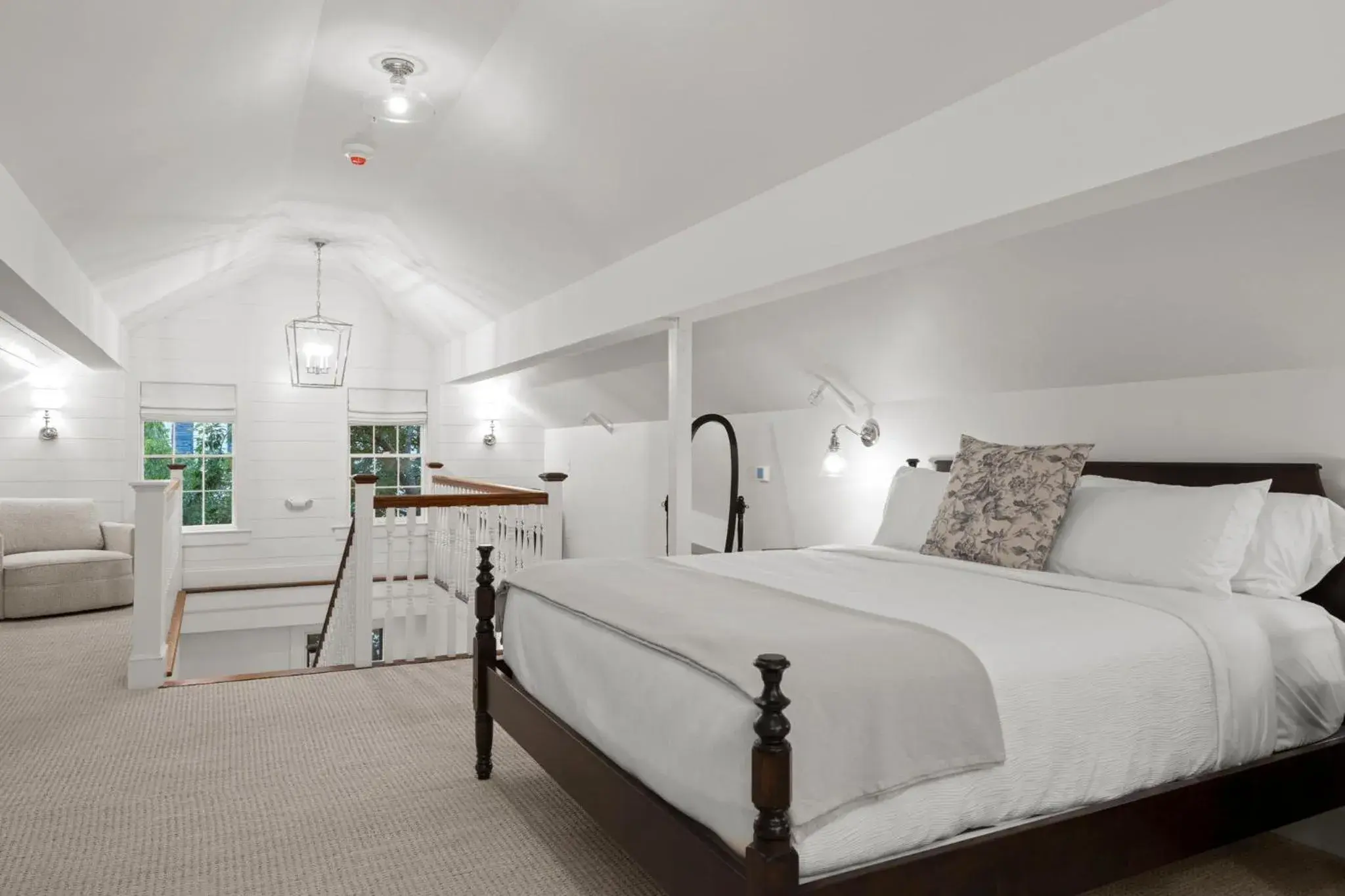 Executive Suite in The Davenport Inn Executive Suite in The Davenport Inn