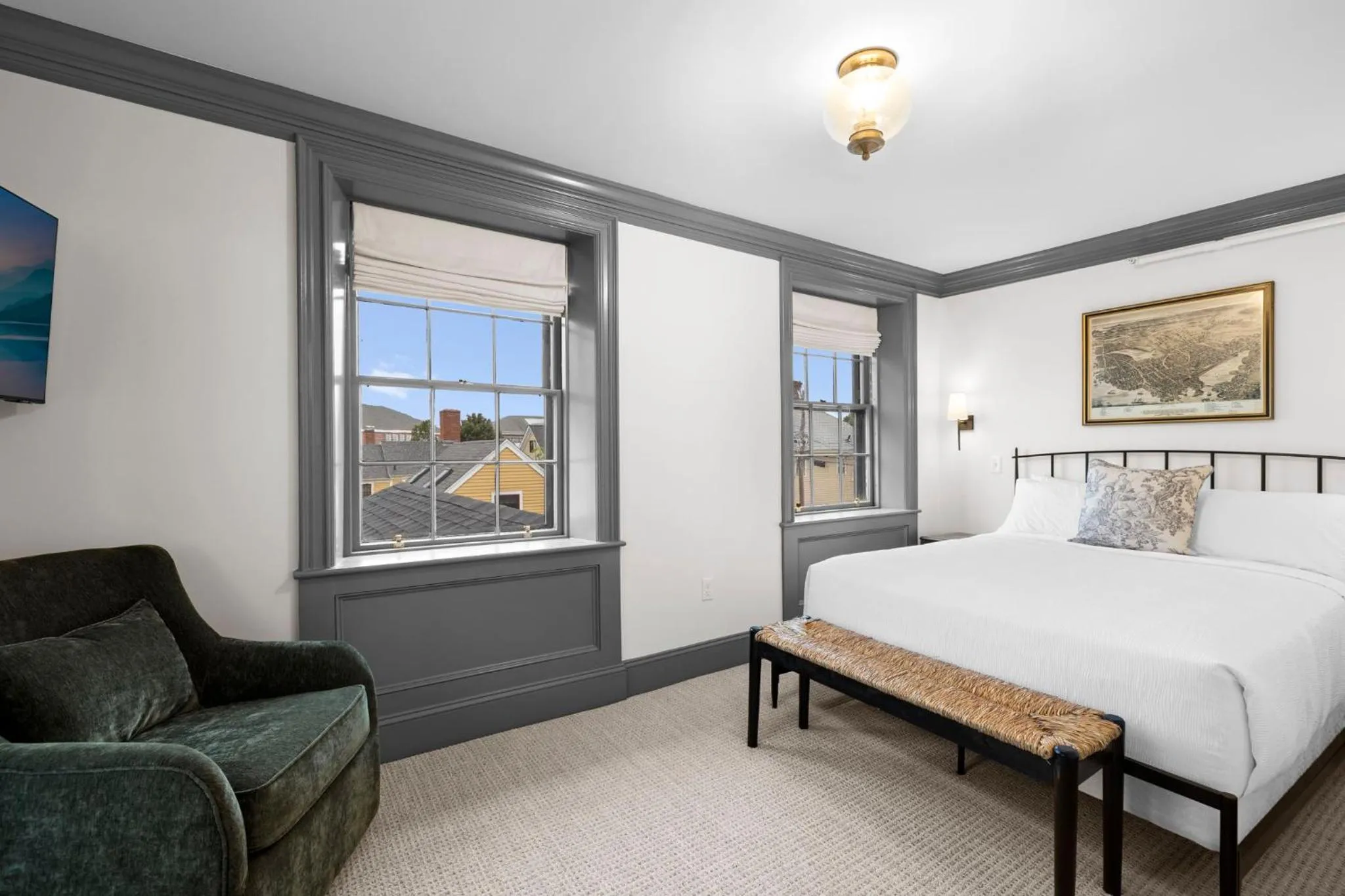 Bed in The Davenport Inn