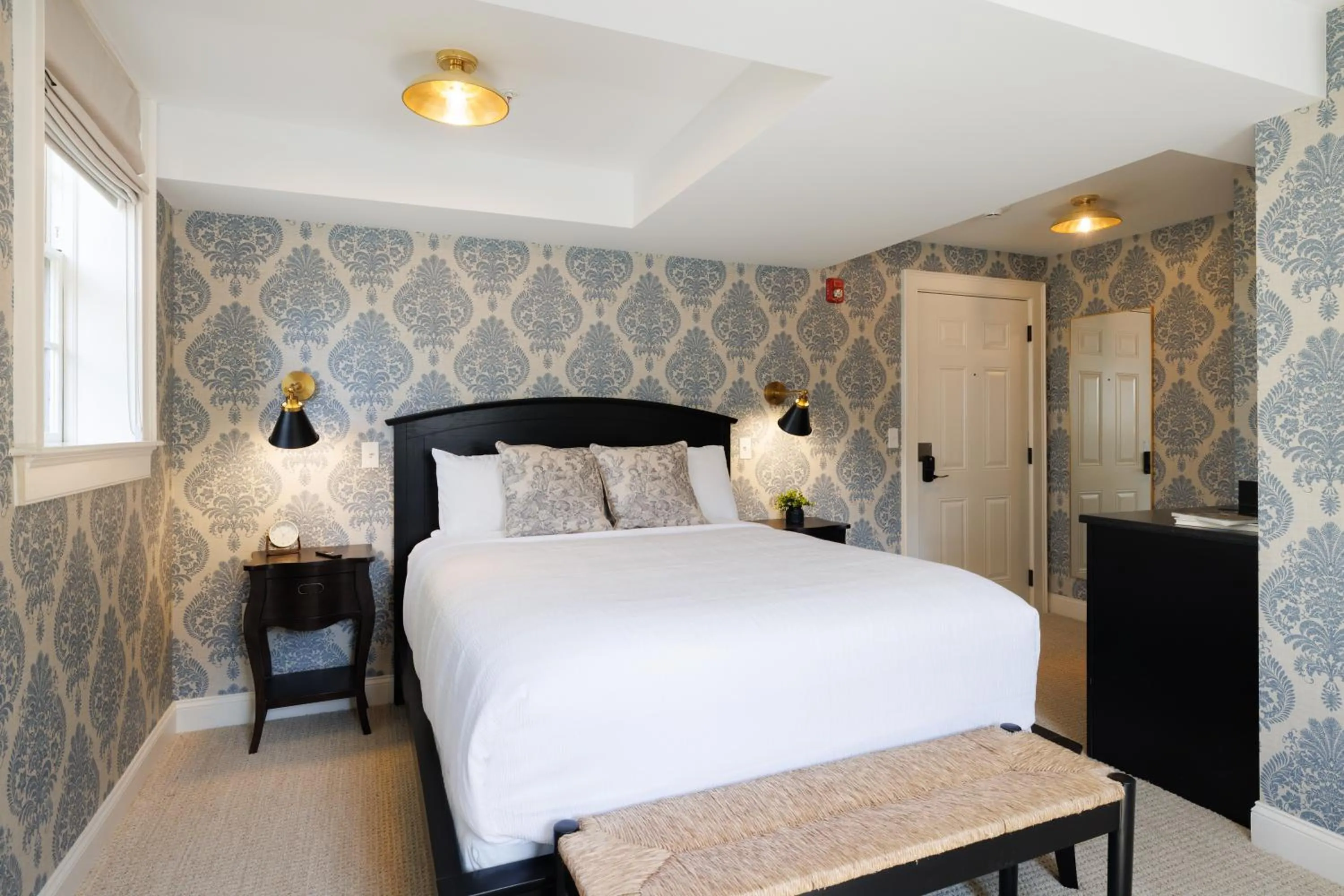 Bed in The Davenport Inn