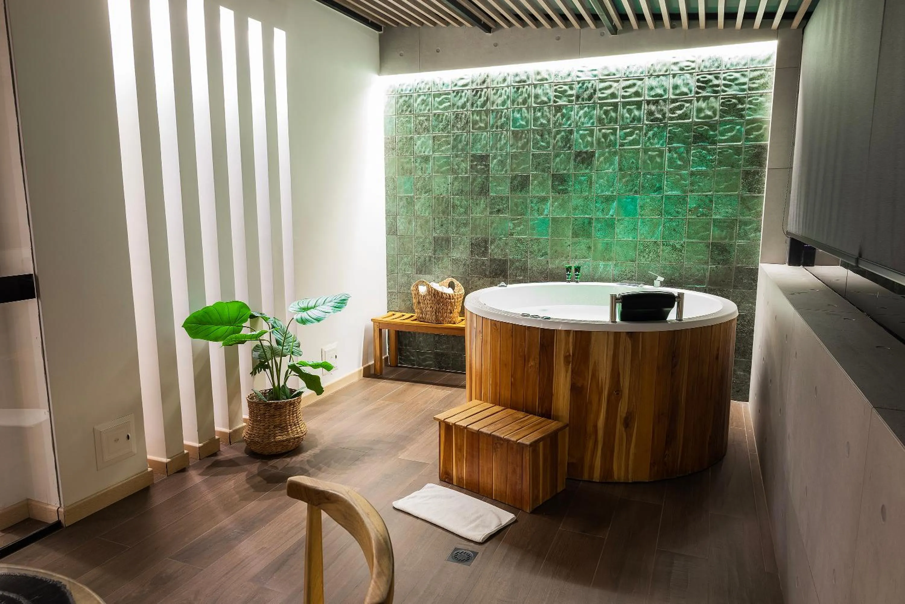 Bath in Hotel Black Tower Premium