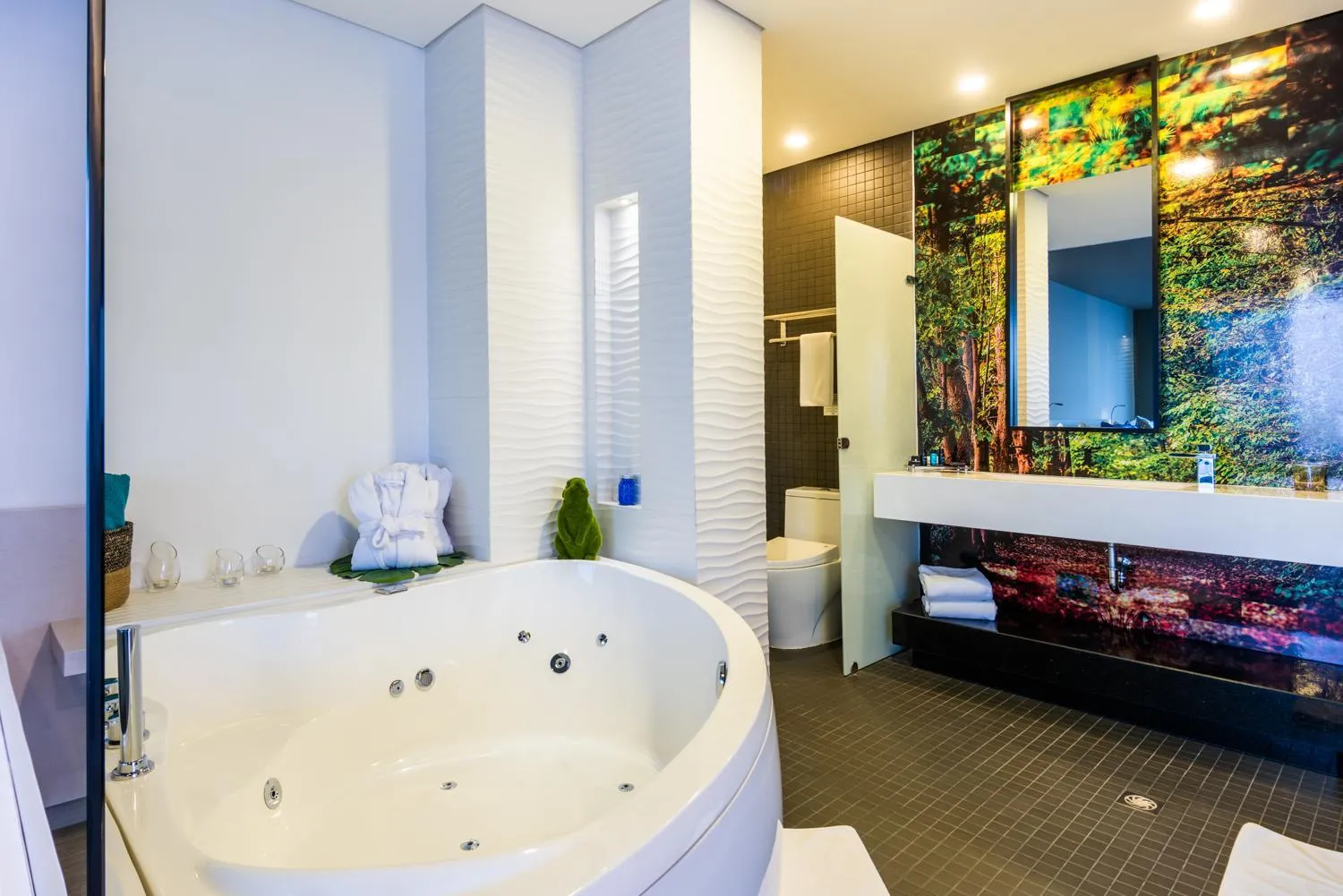 Bathroom in Hotel Black Tower Premium